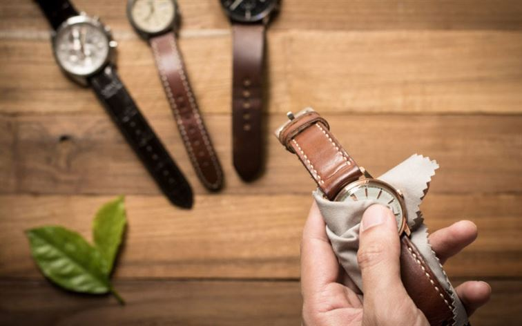 Mastering Watch Maintenance: Extending the Life of Your Cherished Timepiece