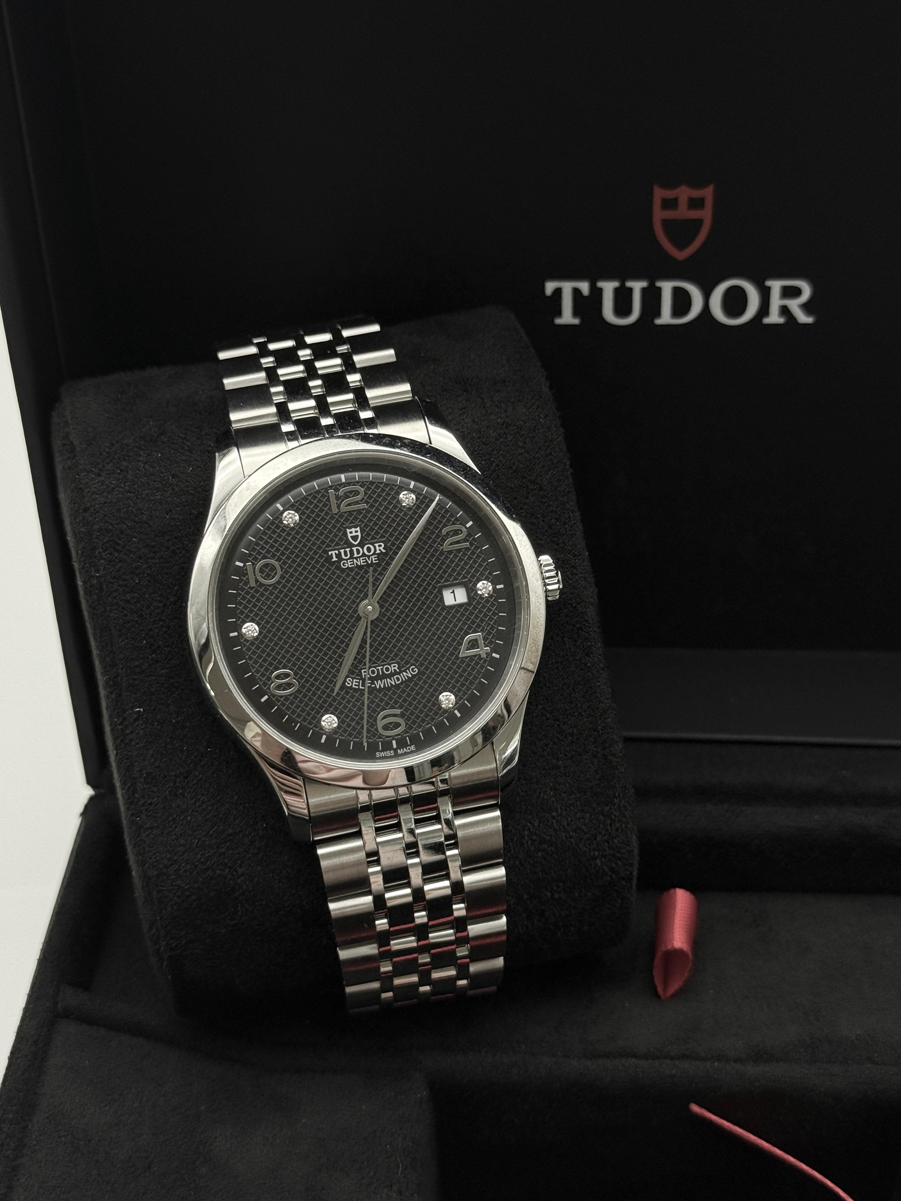 TUDOR 1926 M91650-0004