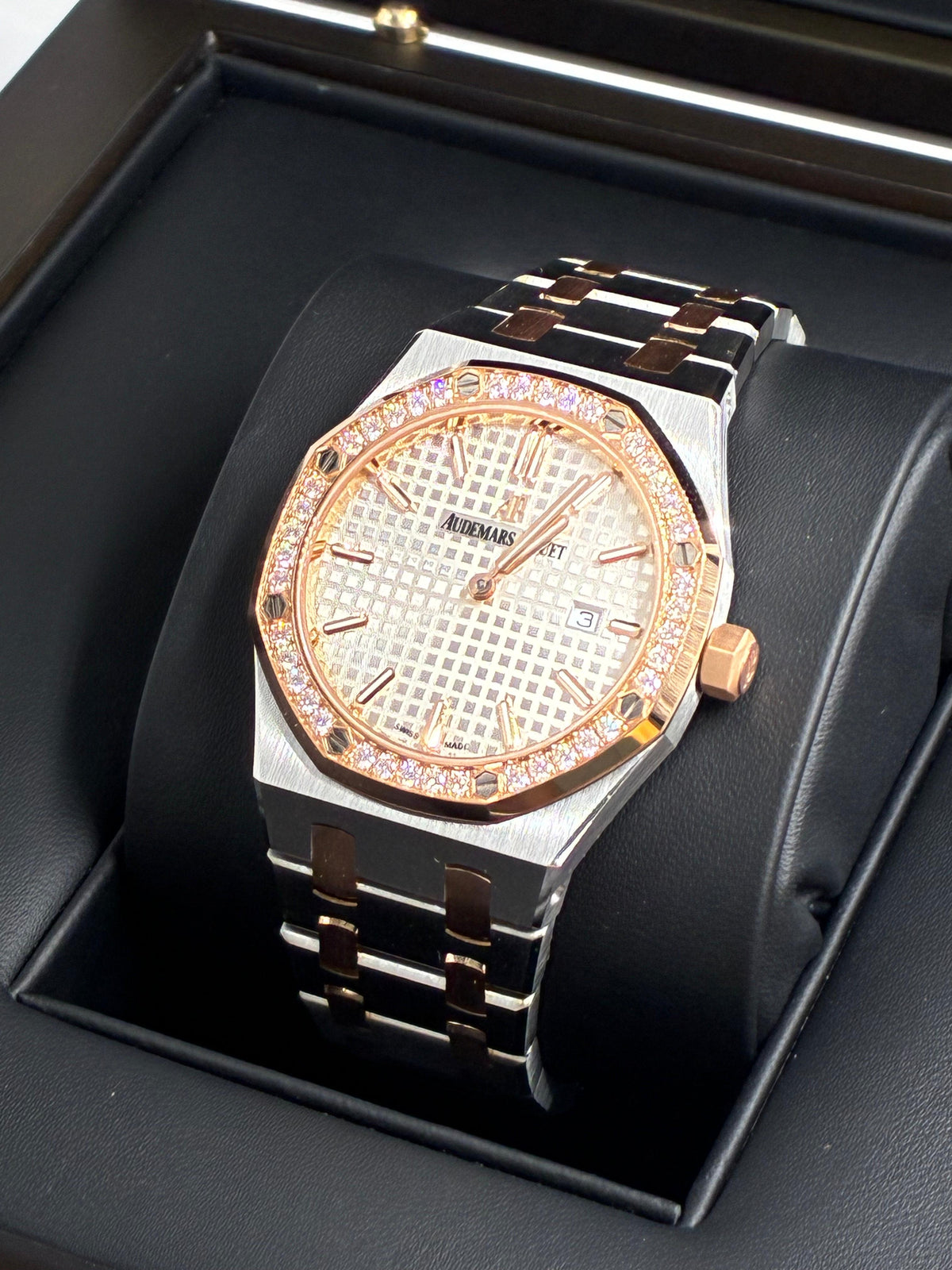 Audemars Piguet Royal Oak 67651SR.ZZ.1261SR.01 2026