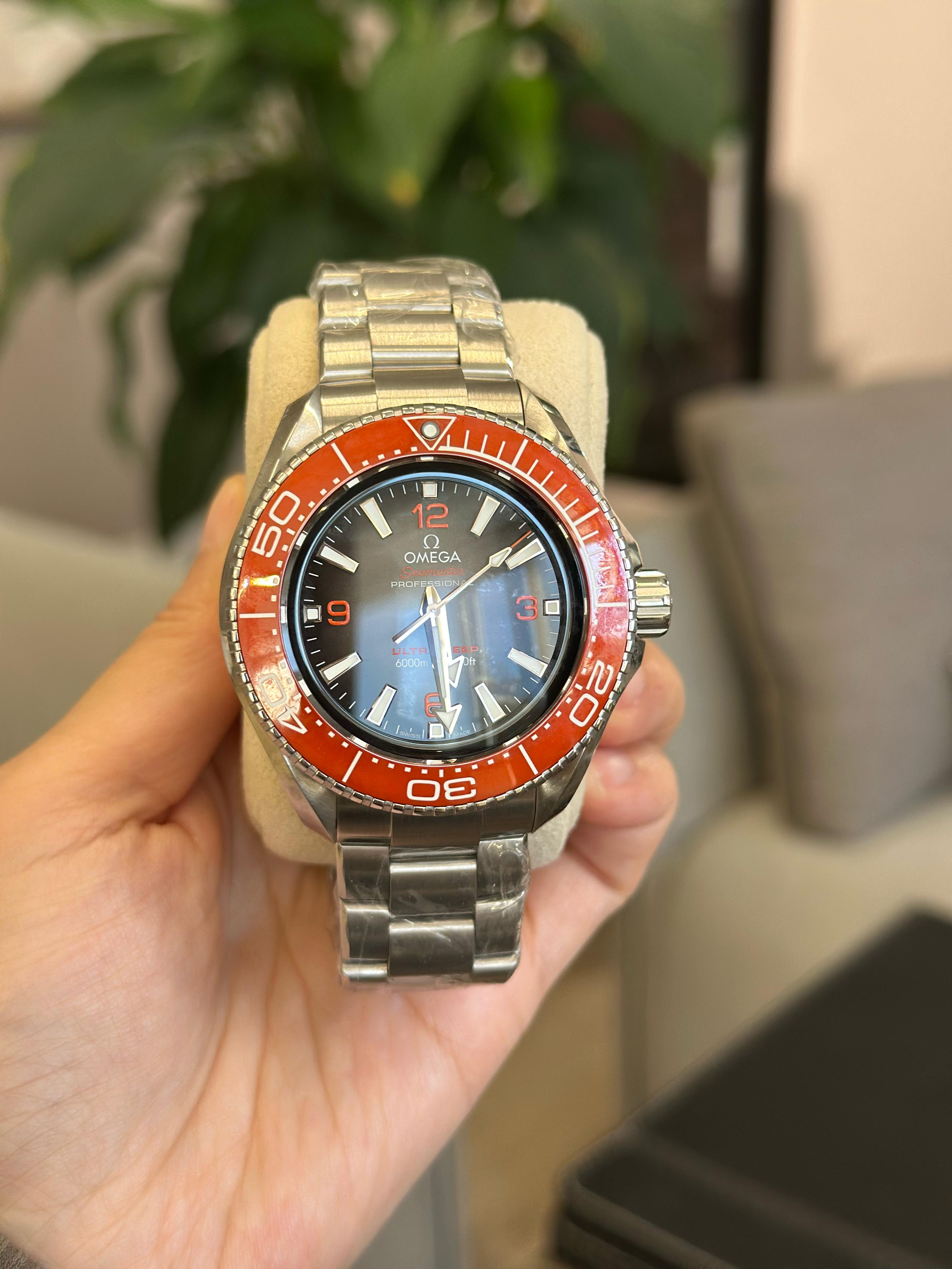 Omega Seamaster Planet Ocean 6000M 45.5 MM 215.30.46.21.06.001 2023