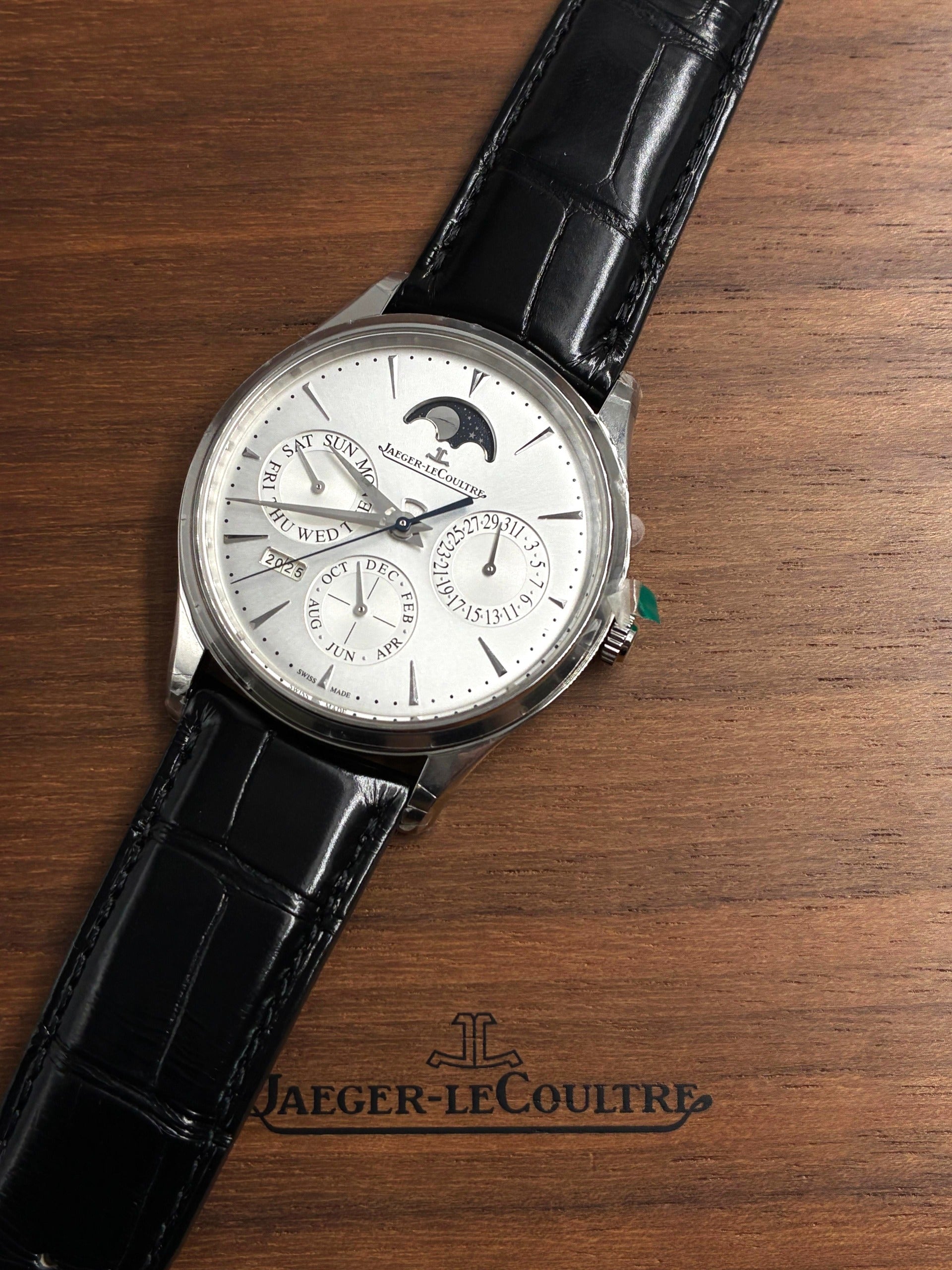 Jaeger-LeCoultre Master Ultra Thin CollectionQ114842J