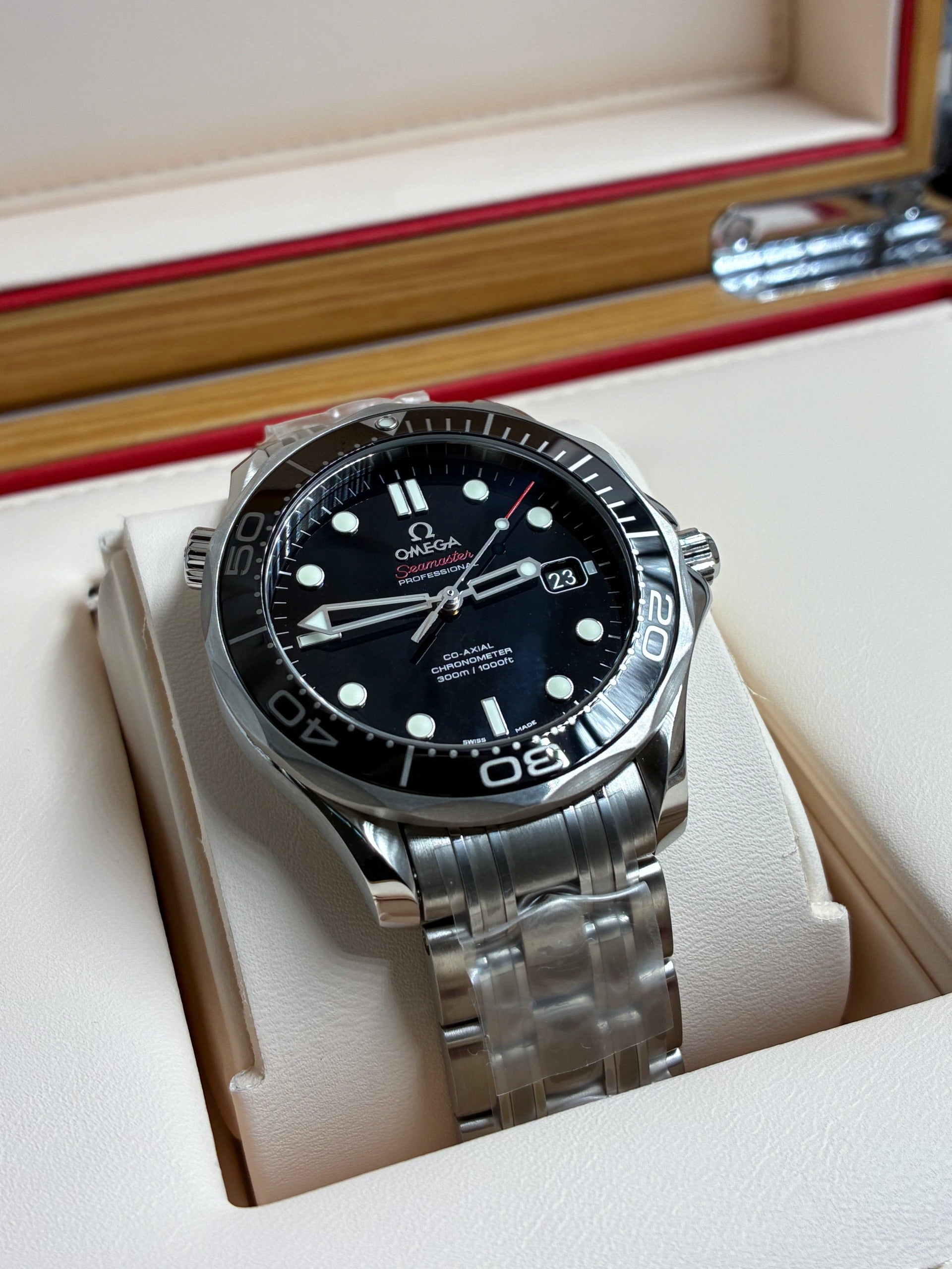 Omega Seamaster Diver 300 M 212.30.41.20.01.003