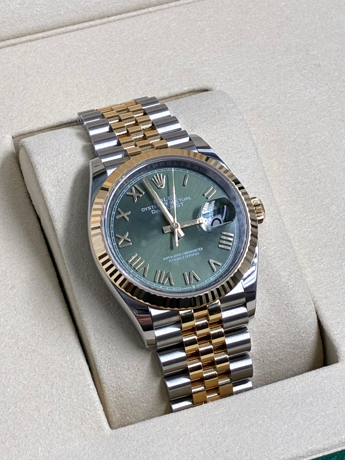 Rolex Datejust 36 126233 NEW GREEN ROMAN JUB 2026