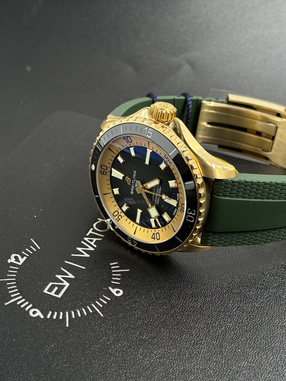 Breitling Superocean 42 Automatic 42 N17375201L1S1