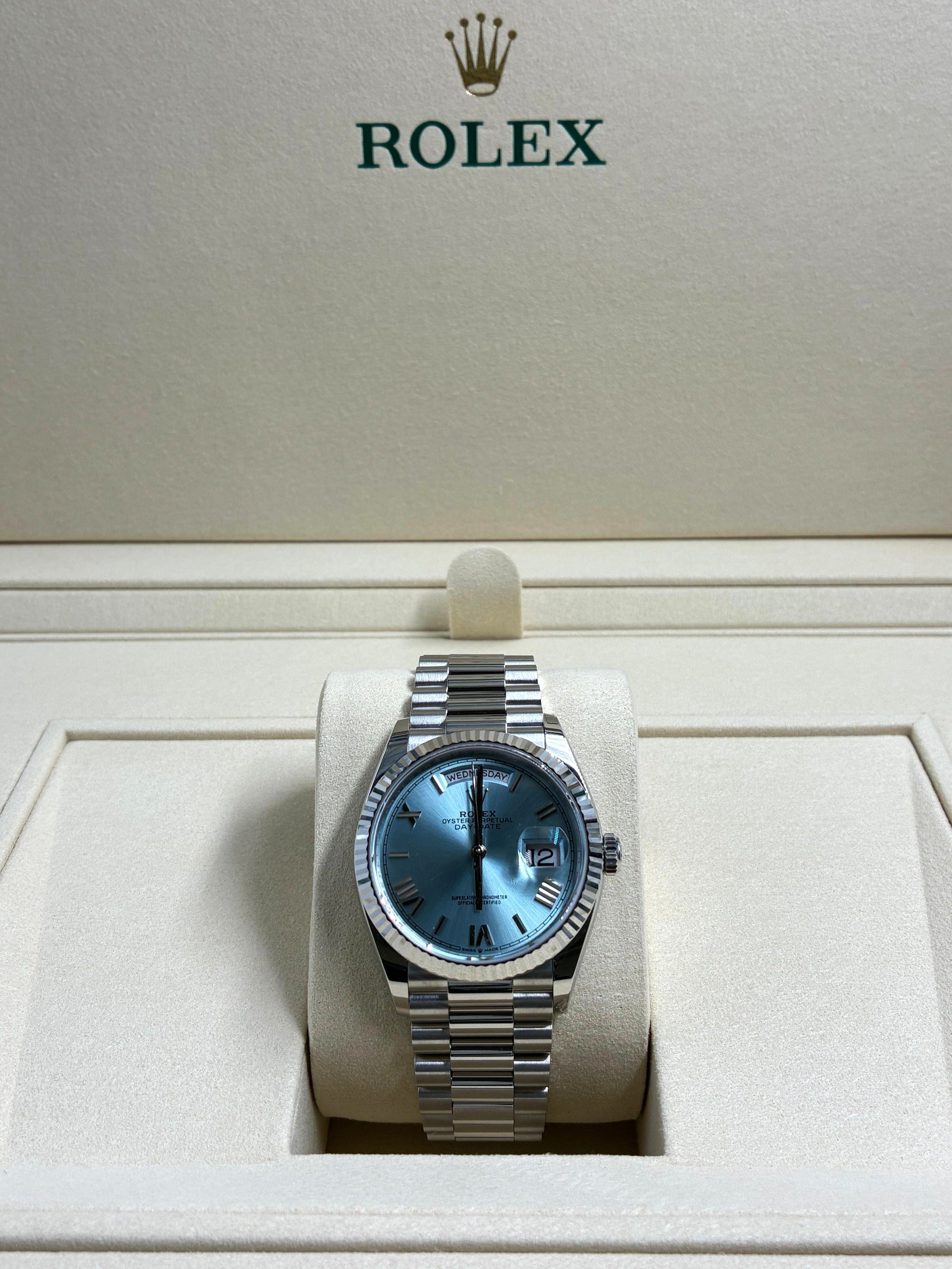 Rolex Day-Date 36 128236 Ice Blue Roman 2025
