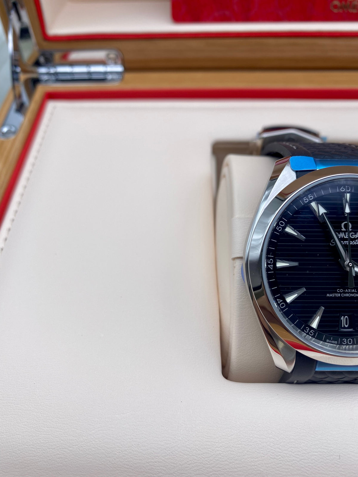 Omega 220.12.41.21.01.001 Seamaster Aqua Terra 150M Master Chronometer 41