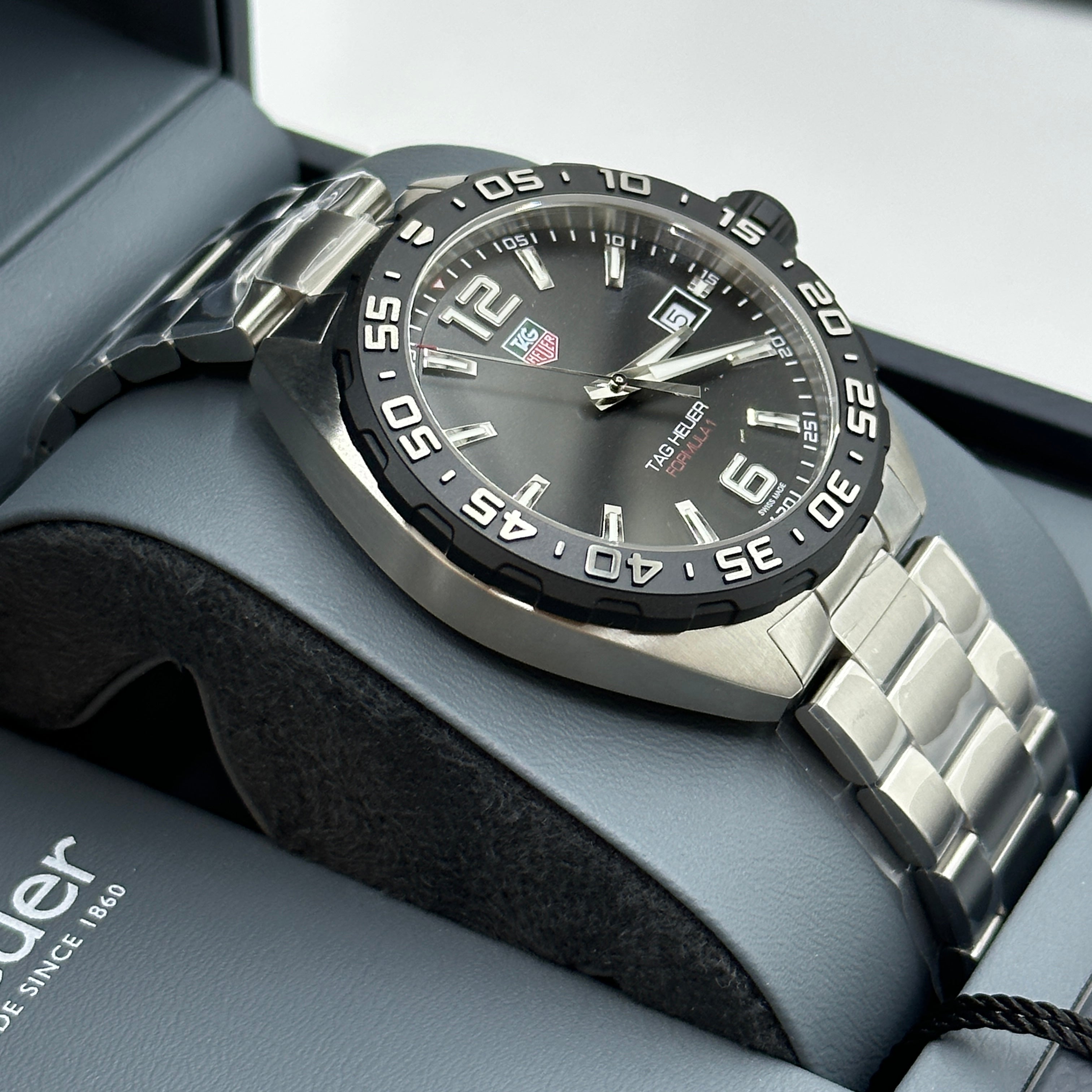 Tag Heuer Formula 1 Date 41mm WAZ1110.BA0875