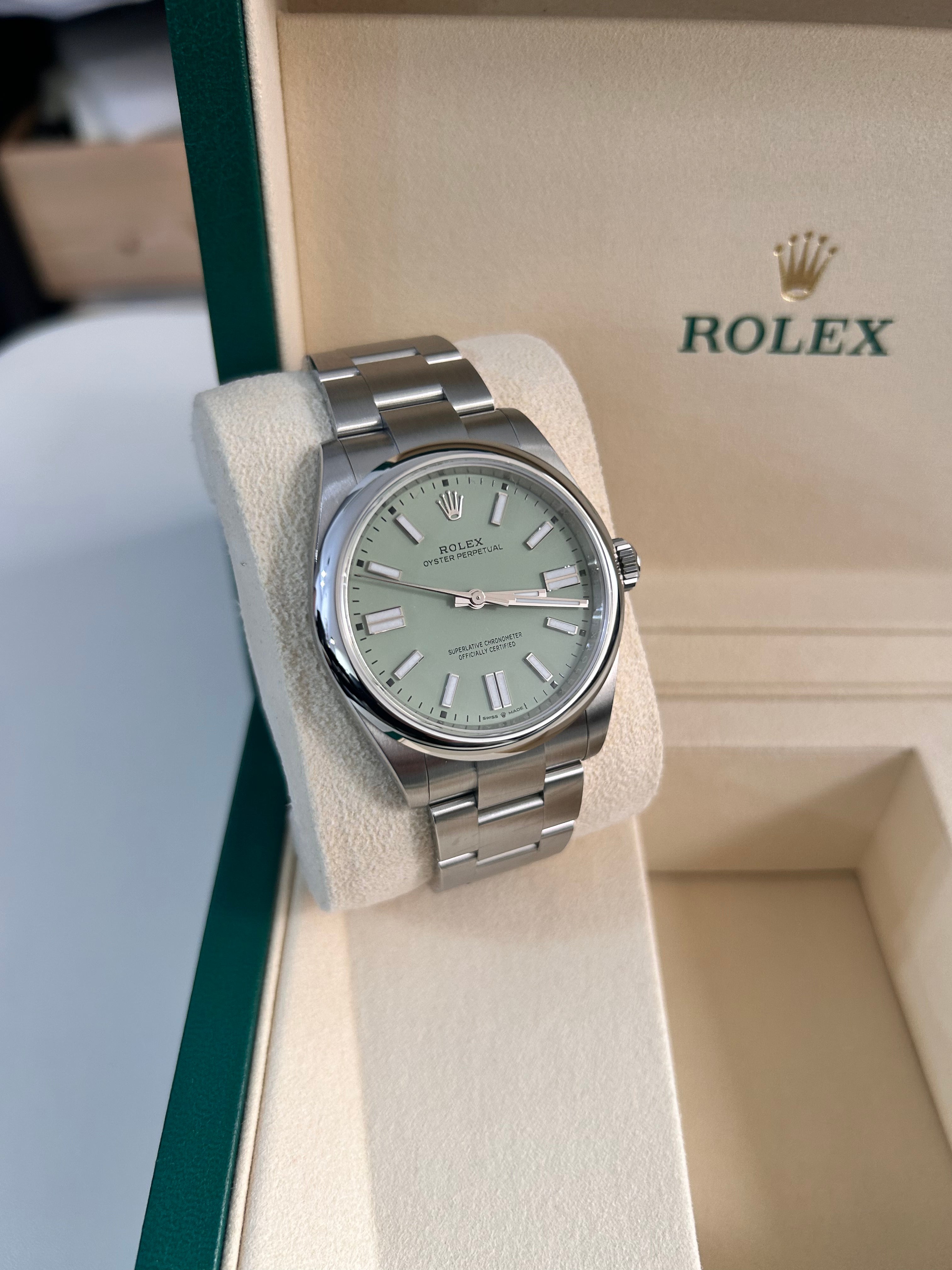Rolex Oyster Perpetual 134300 Pistachio