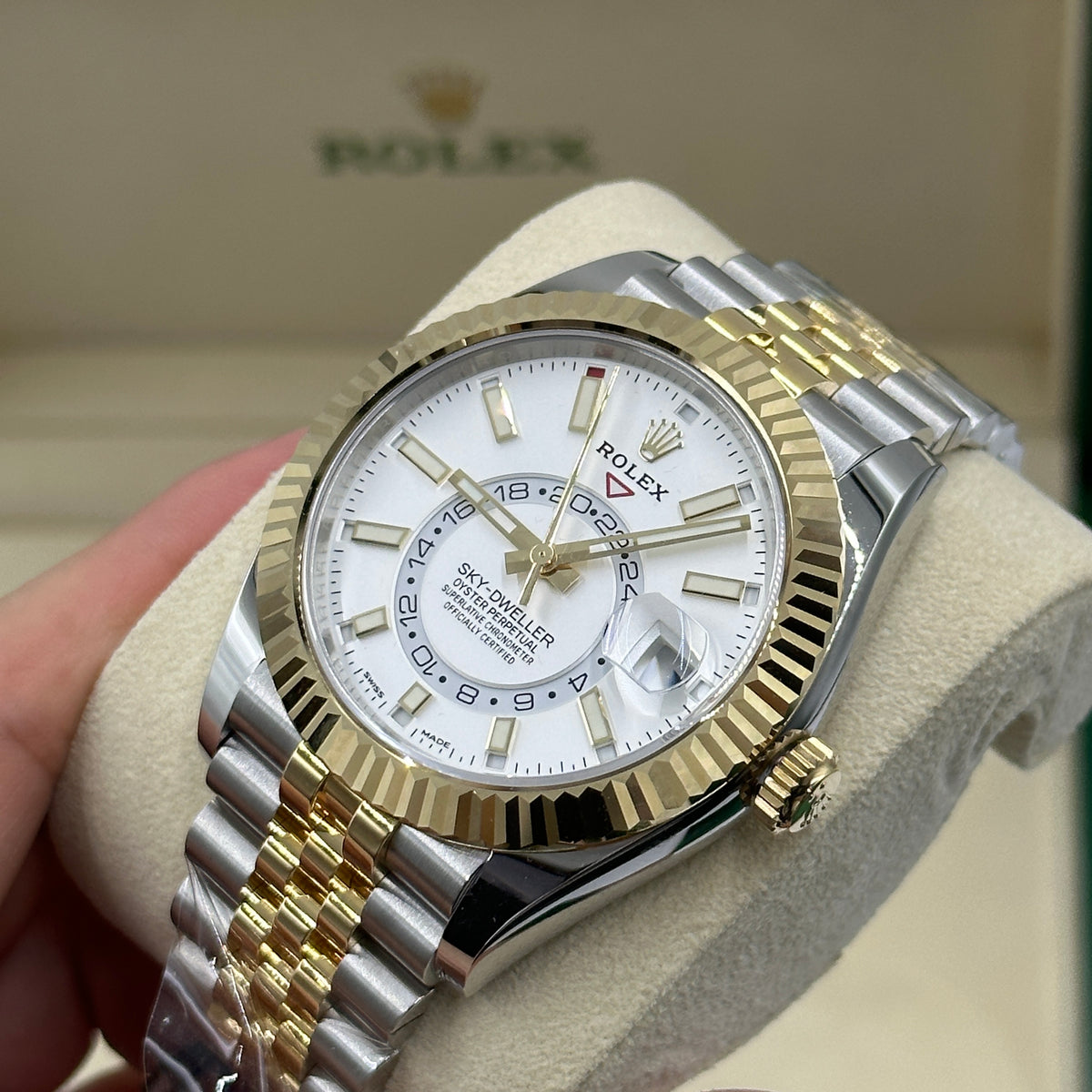 Rolex 326933 White Jubilee 2025