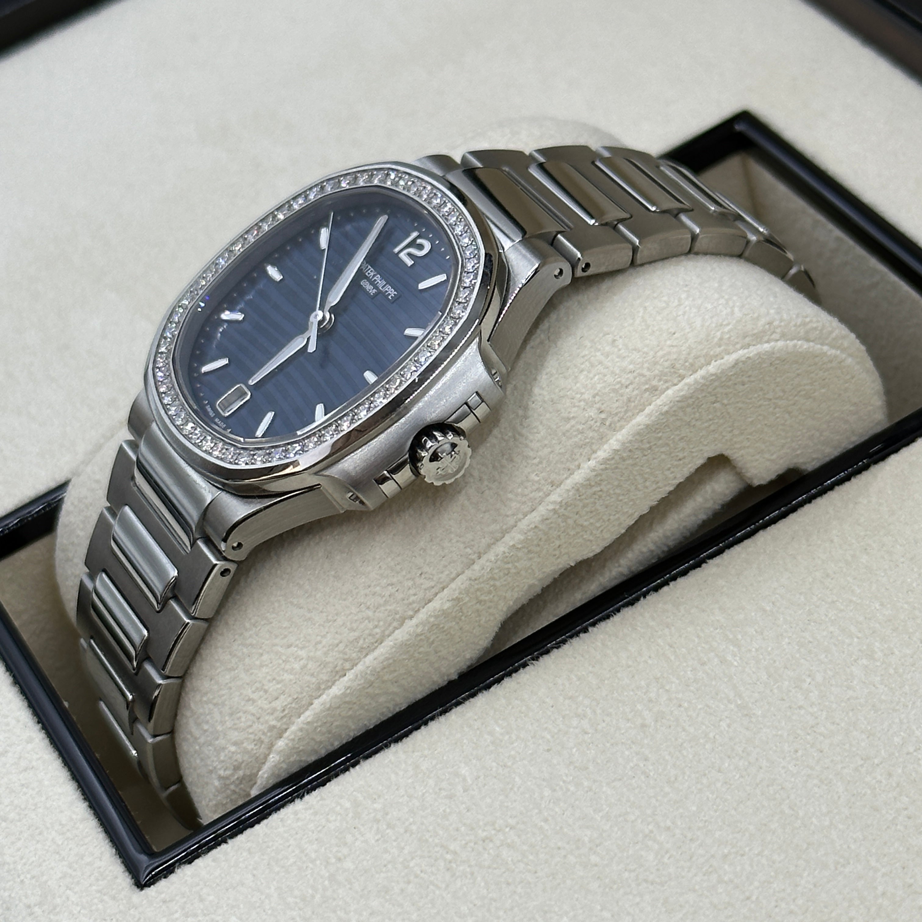 Patek Philippe Nautilus 7118/1200A-001