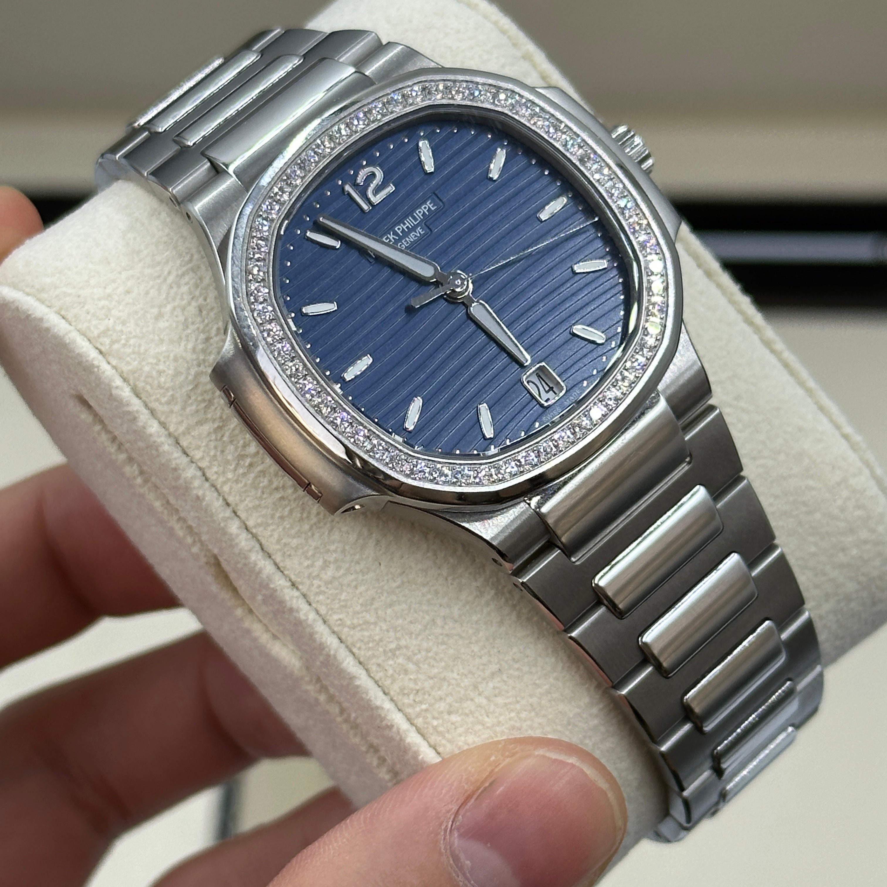 Patek Philippe Nautilus 7118/1200A-001