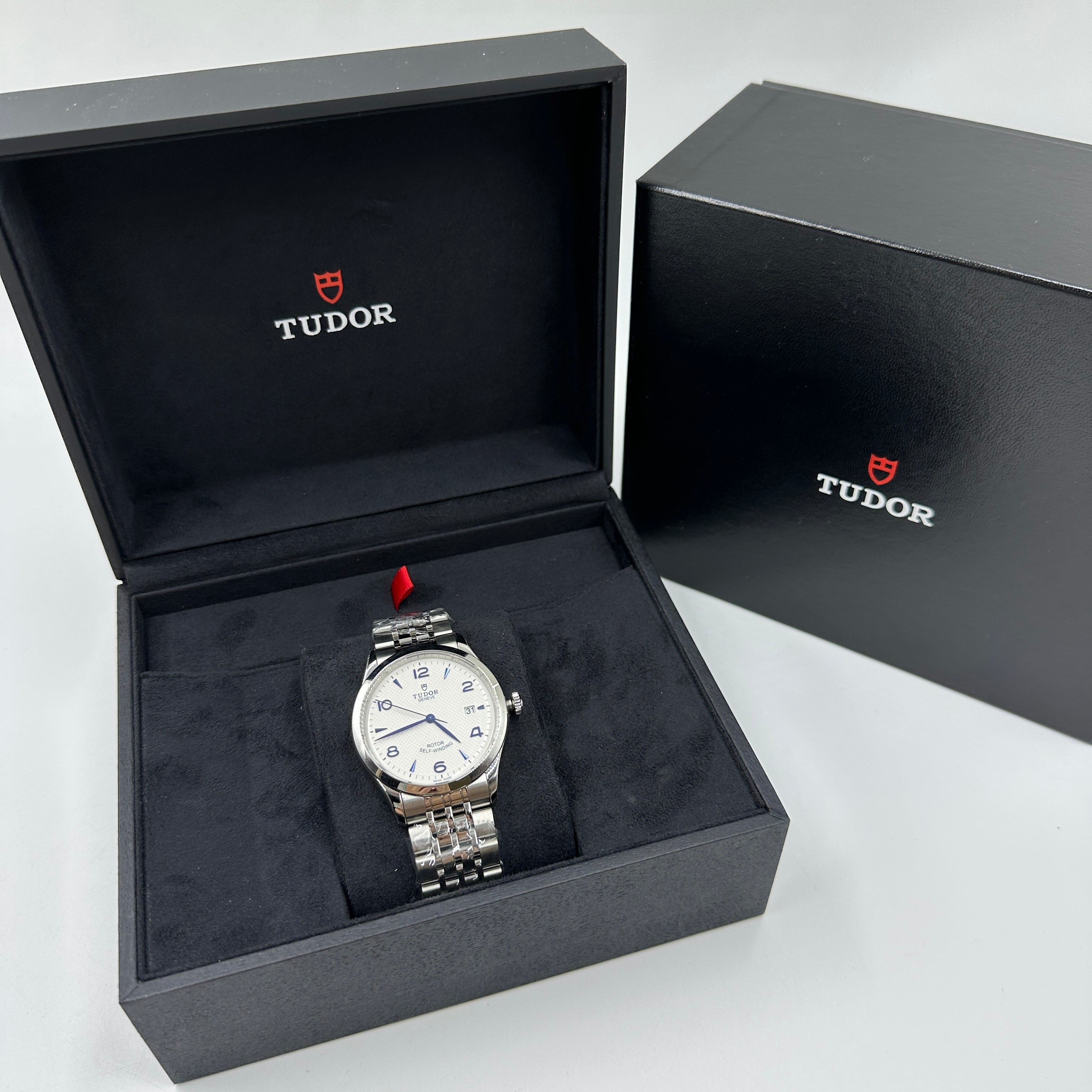 Tudor 1926 M91550-0005