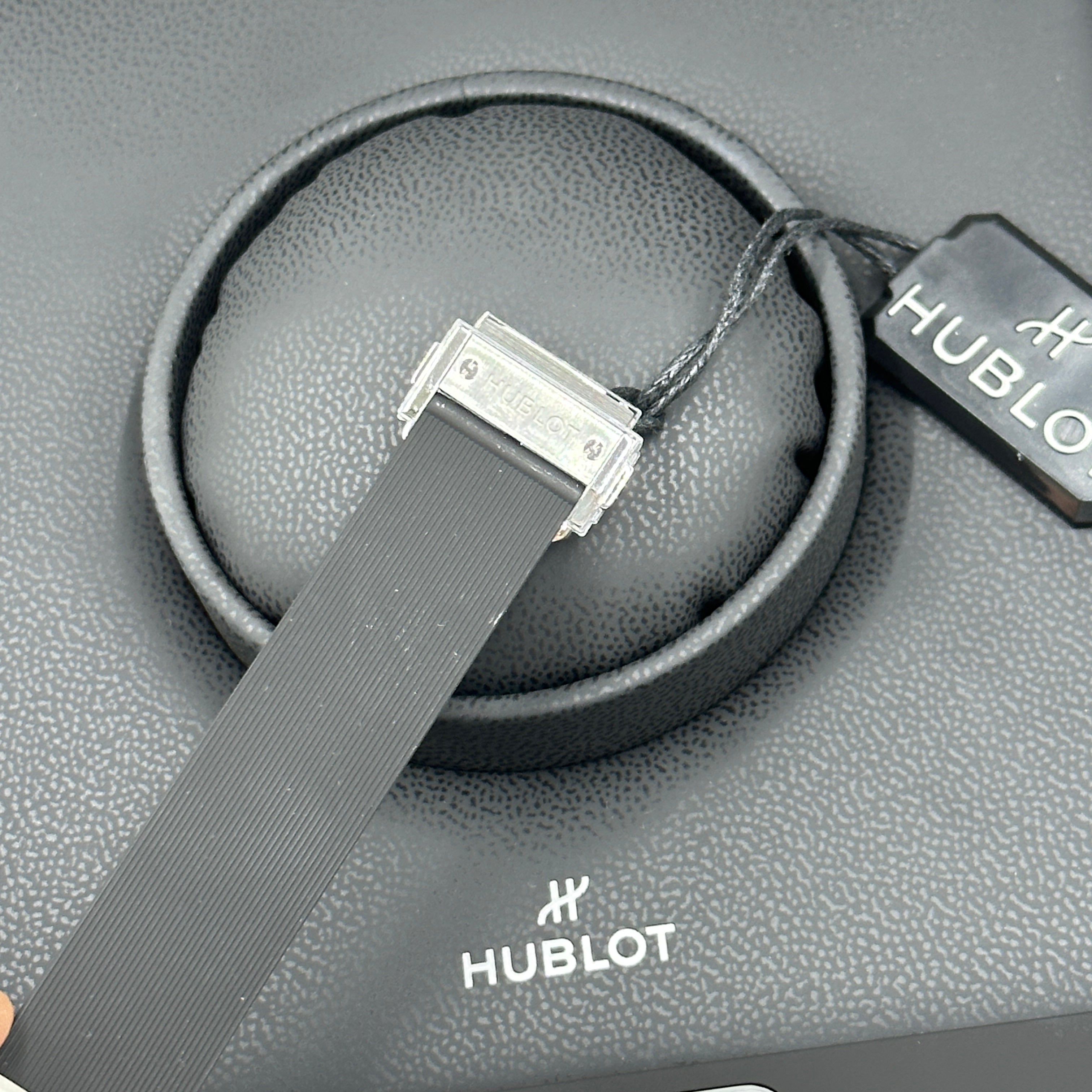 Hublot Classic Fusion 565.NX.1470.RX.1204