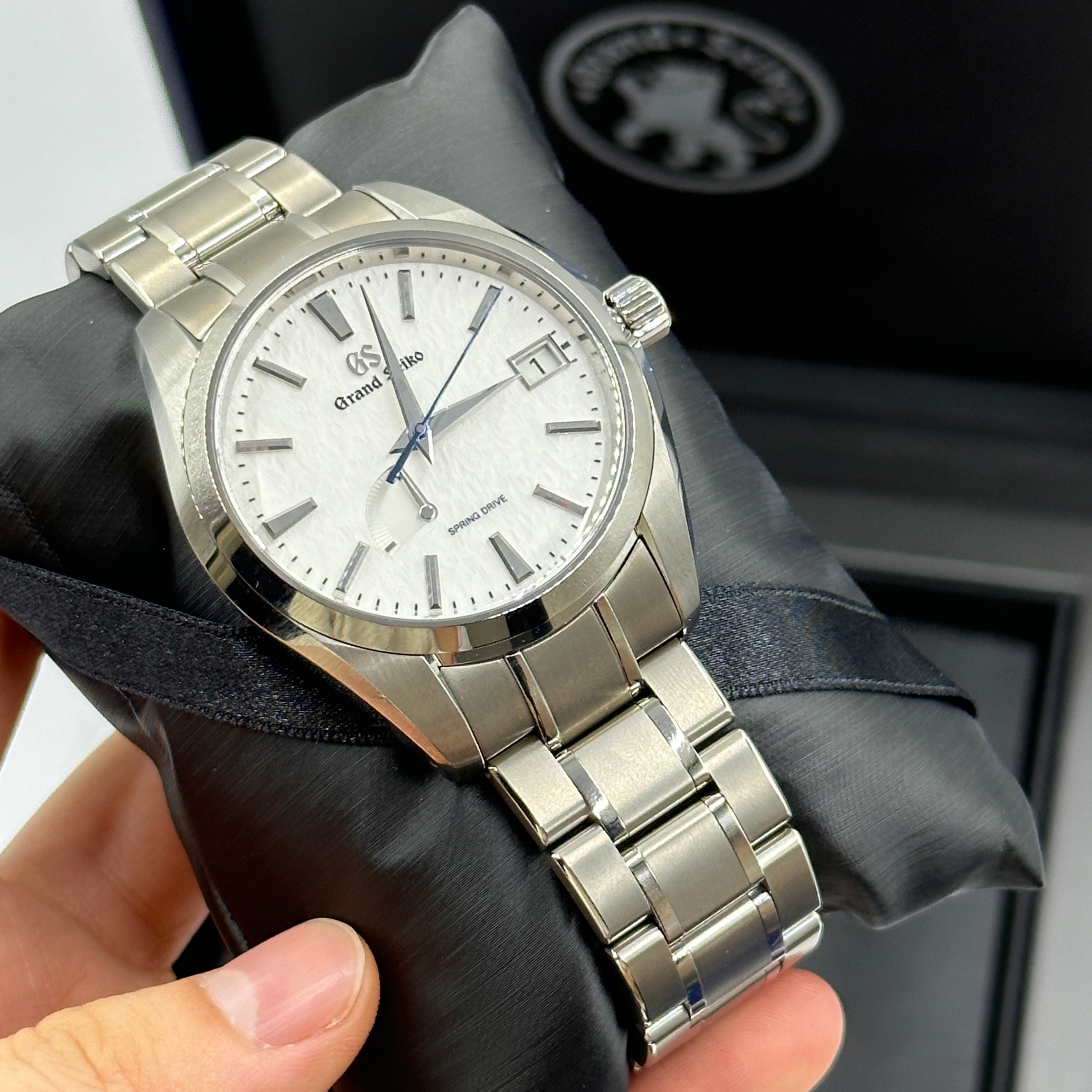 Grand Seiko Heritage Spring Drive SBGA211G