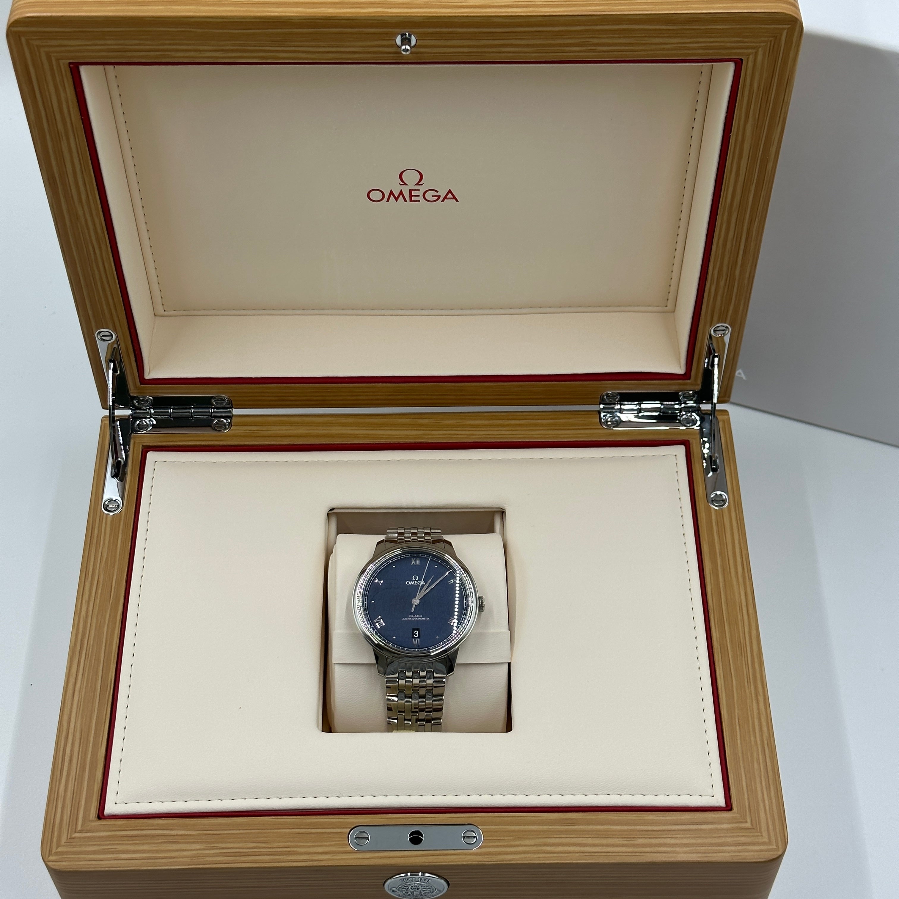 Omega 434.10.40.20.03.001 De Ville 2026