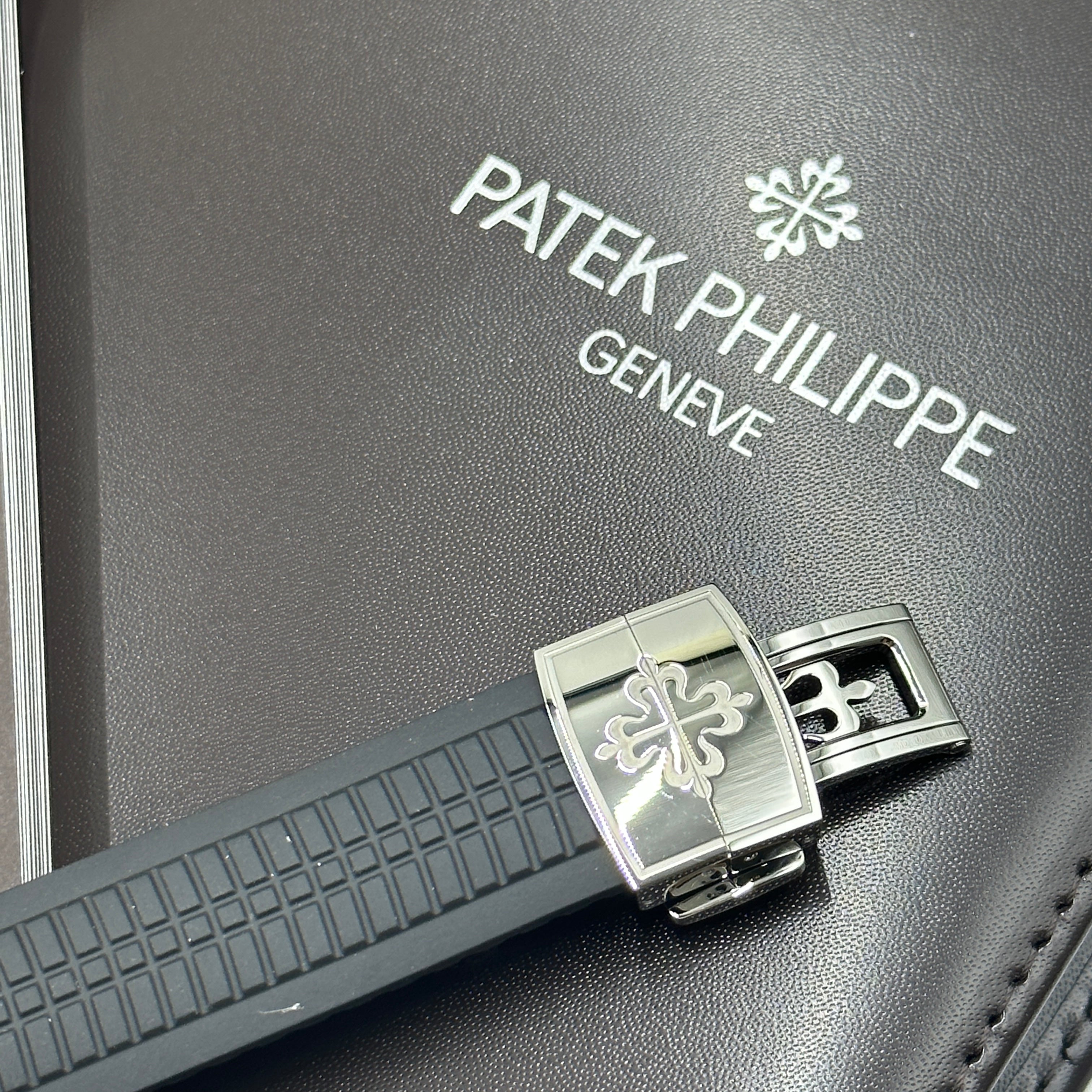 Patek Philippe Aquanaut 5968A-001