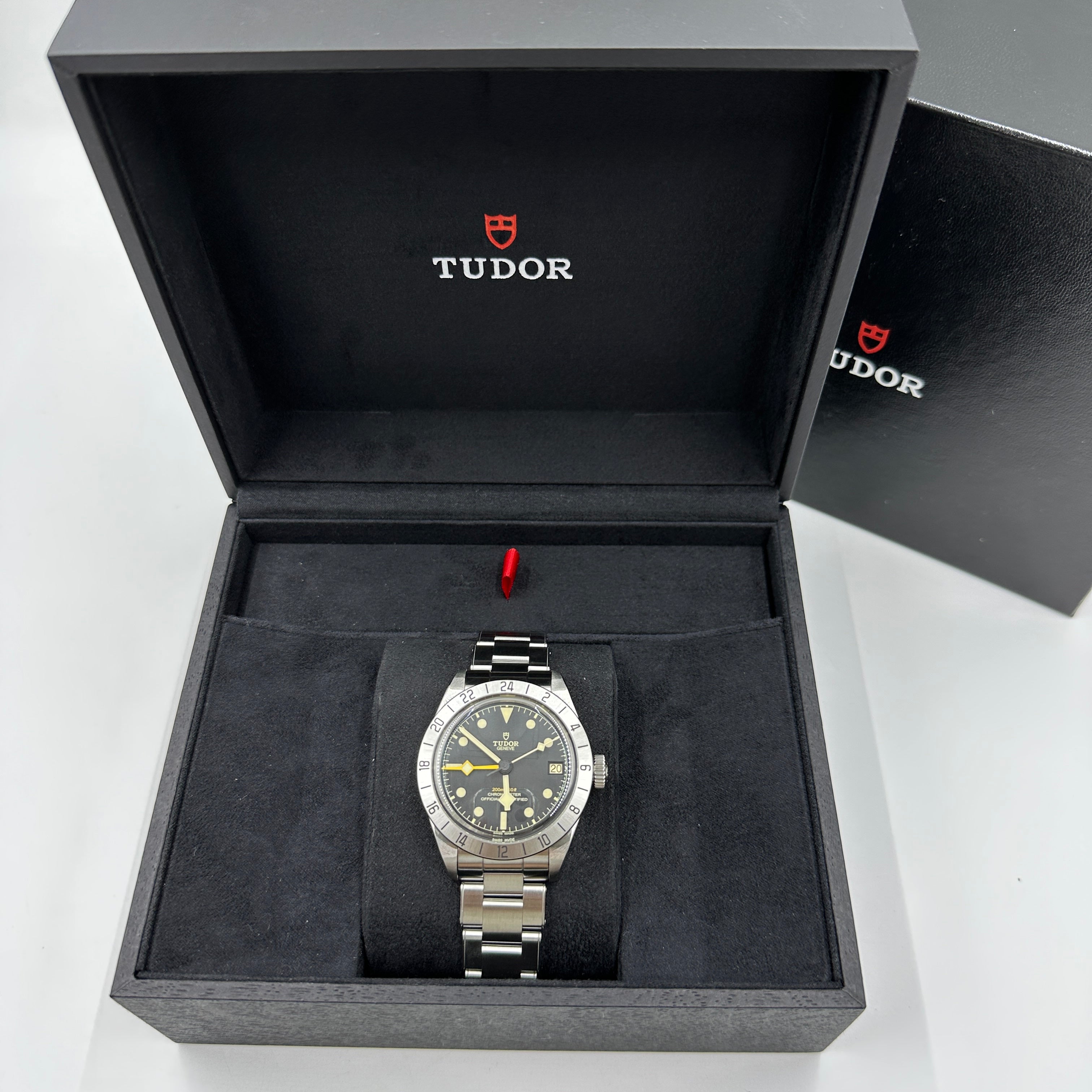 Tudor Black Bay Pro - m79470-0001