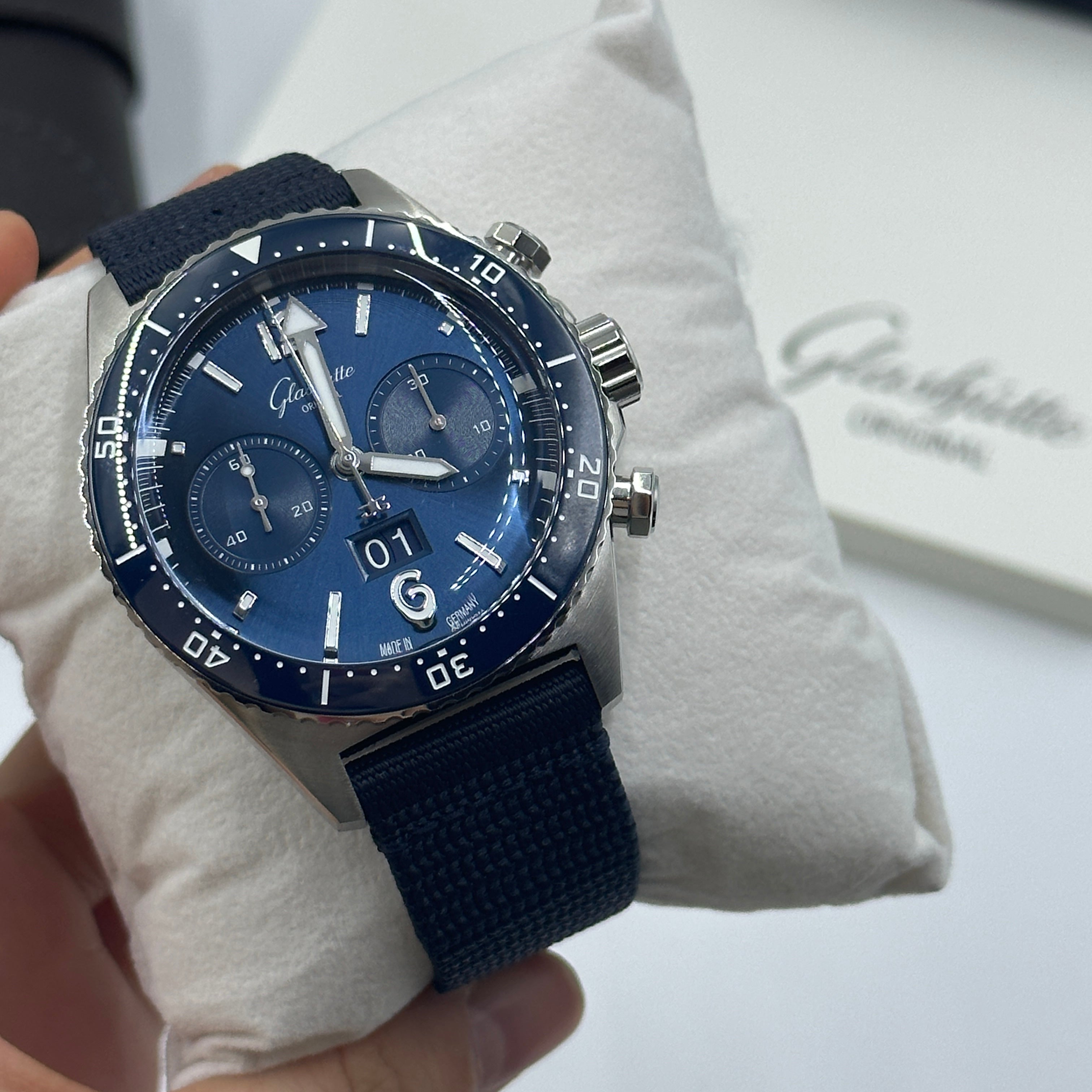 Glashütte Original Seaq Chronograph Blue Dial 1-37-23-02-81-36 2026