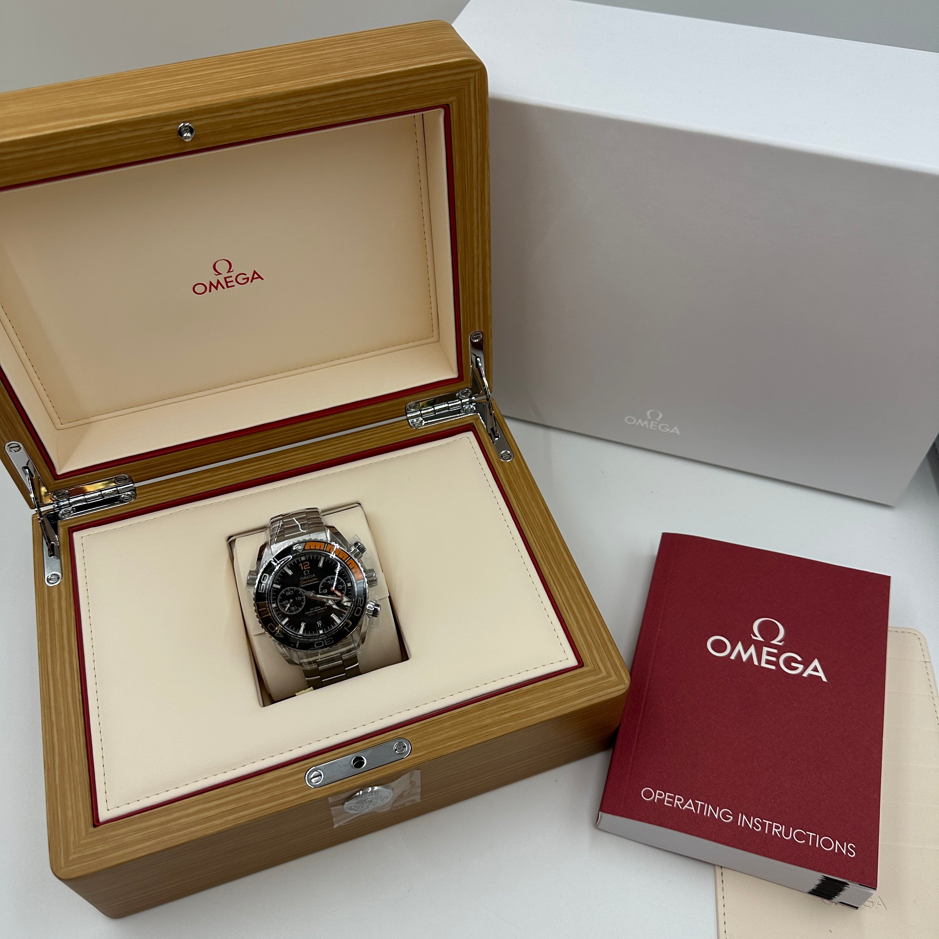 Omega 215.30.46.51.01.002 Seamaster Planet Ocean 600M Co-Axial 45.5 Master Chronometer Chronograph