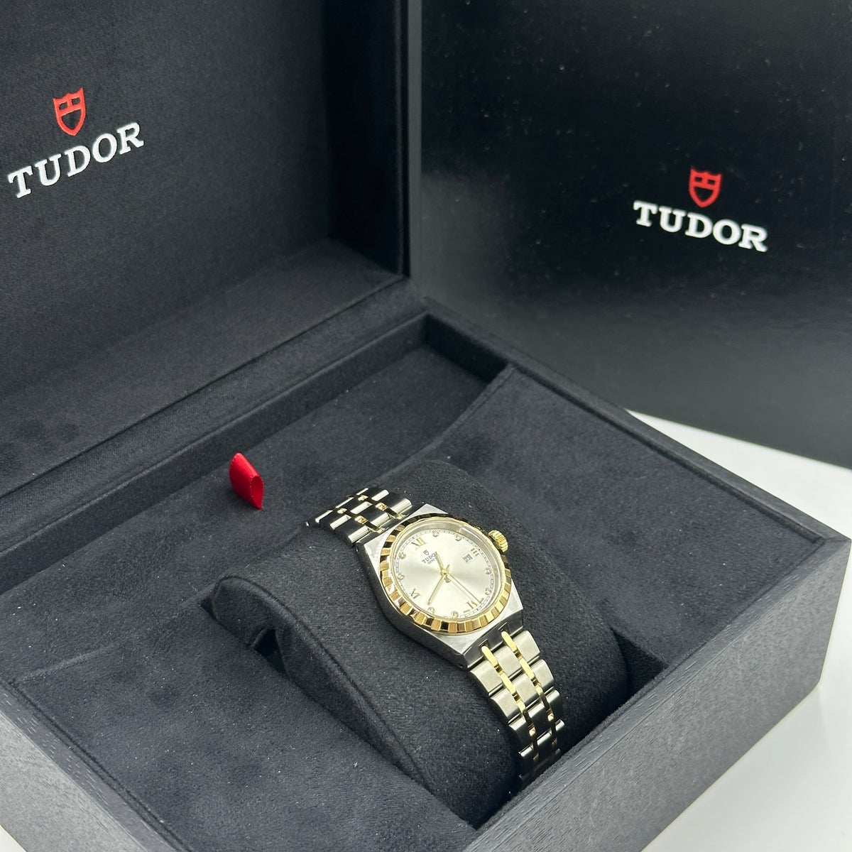 Tudor Royal Date M28303-0002 2026