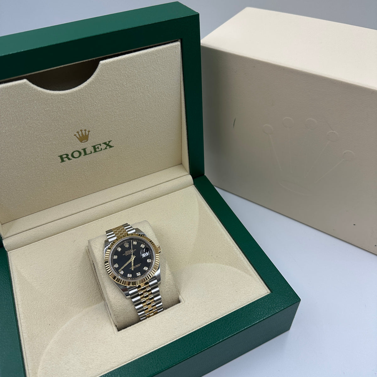 Rolex Datejust 41 126333G Black Jubilee 2026