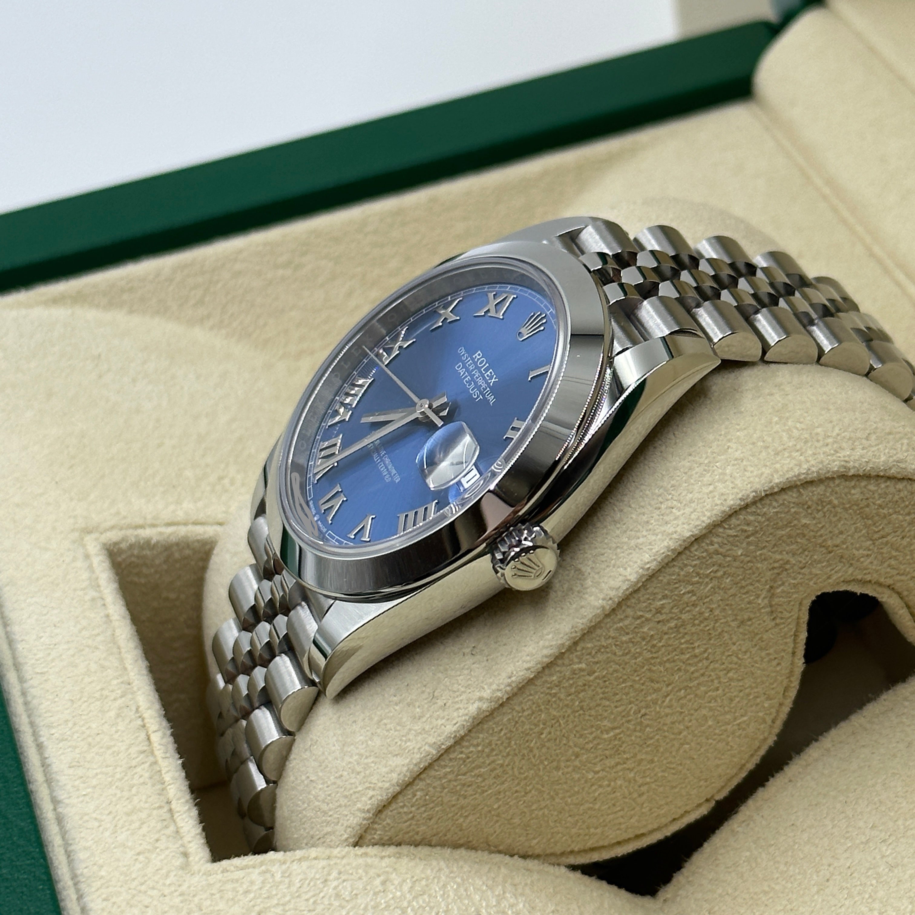 Rolex Datejust 41 126300 Blue Roman Jubilee 2025