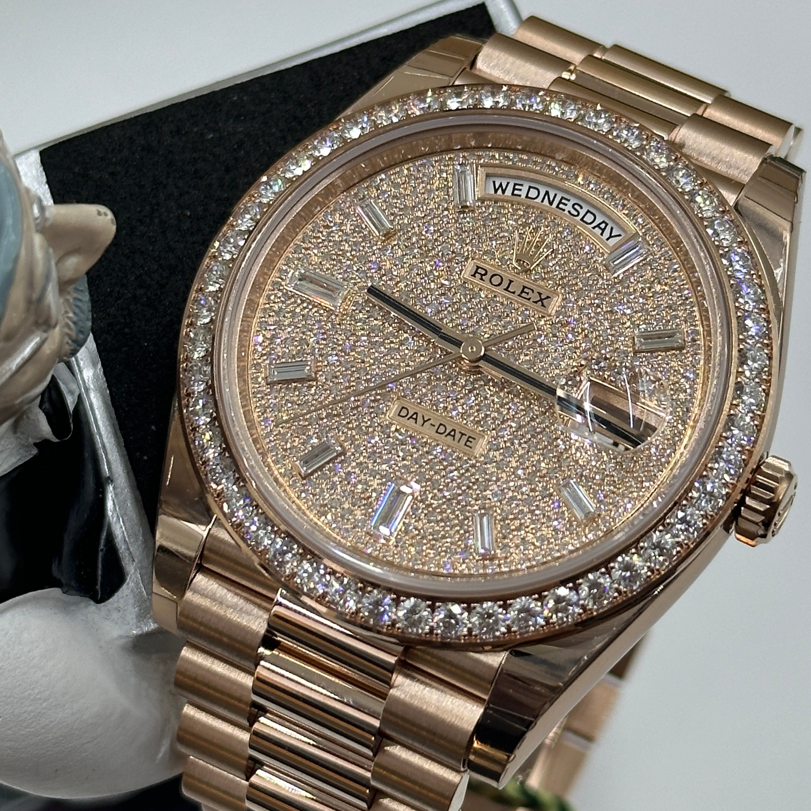 Rolex Day-Date 40 228345RBR Diamond Bezel m228345rbr-0002 2025