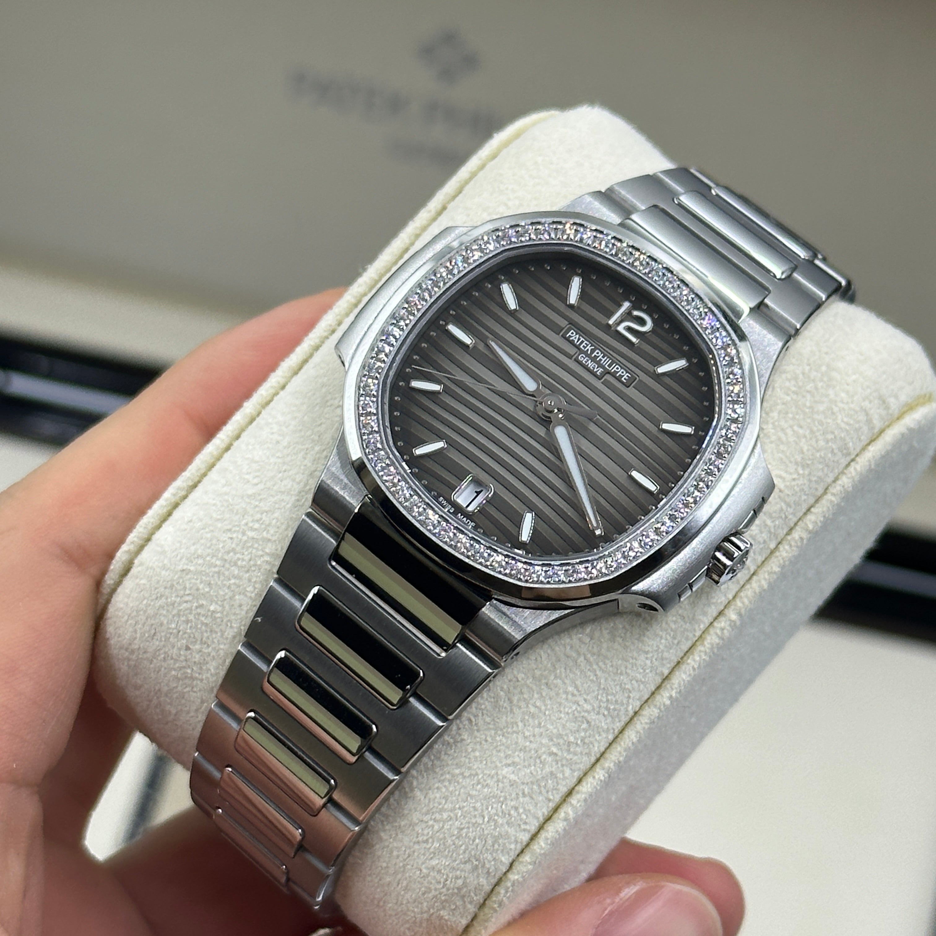 Patek Philippe Nautilus 7118/1200A-011 2025