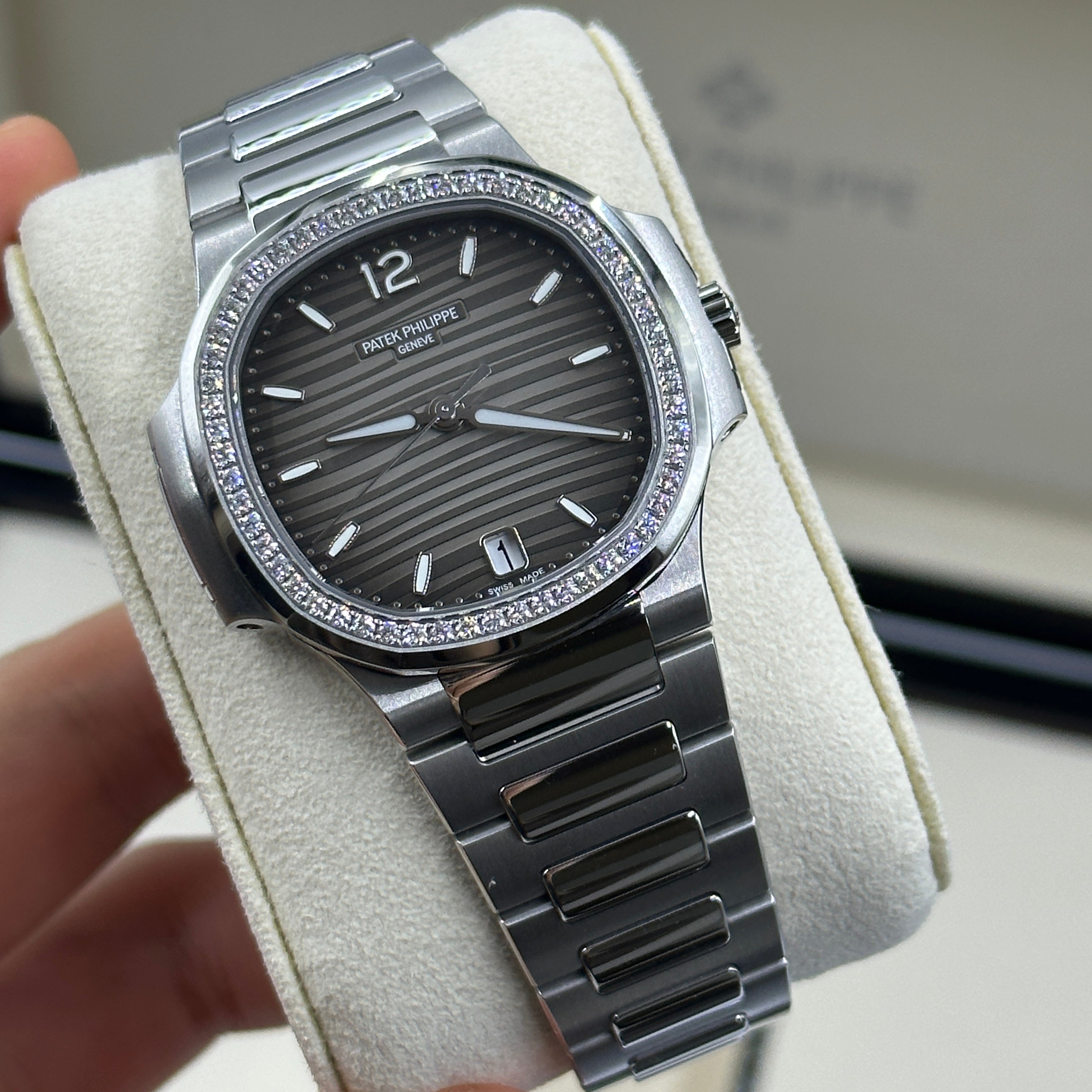 Patek Philippe Nautilus 7118/1200A-011 2025