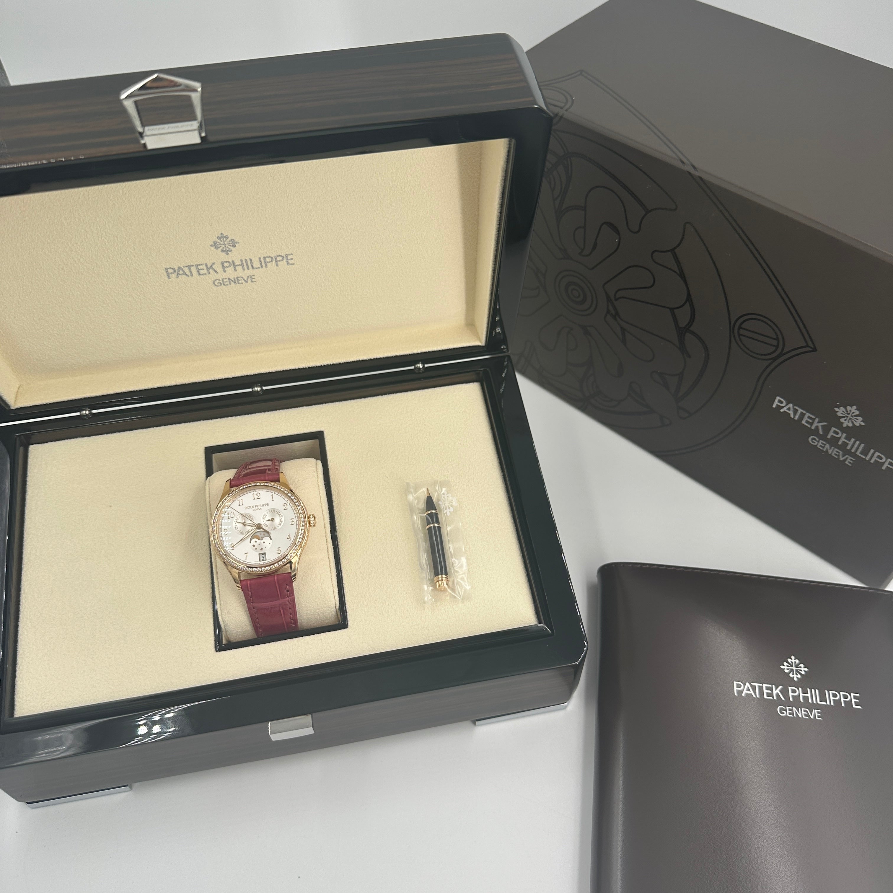 PATEK PHILIPPE Complications PHILIPPE4947R-001