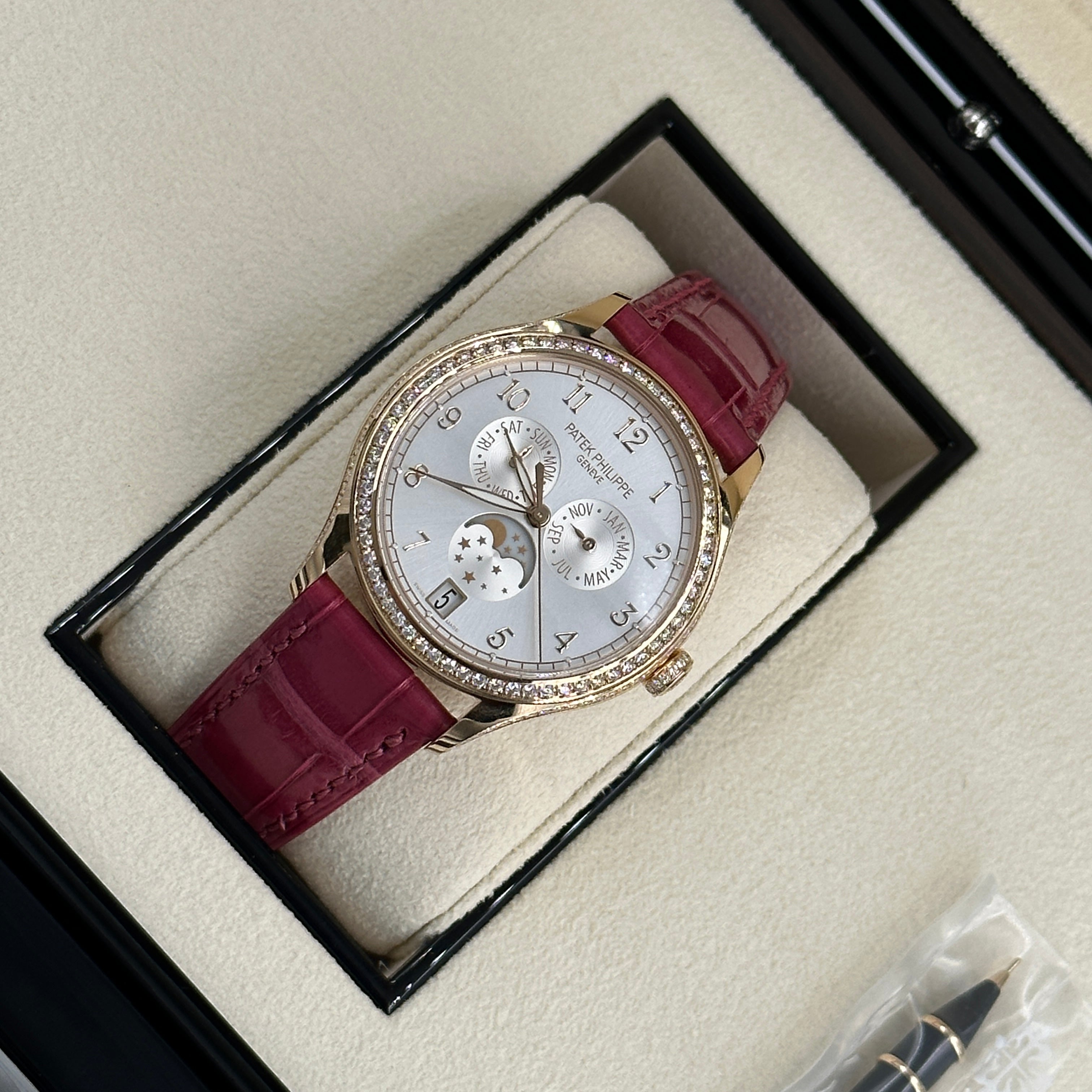 PATEK PHILIPPE Complications PHILIPPE4947R-001