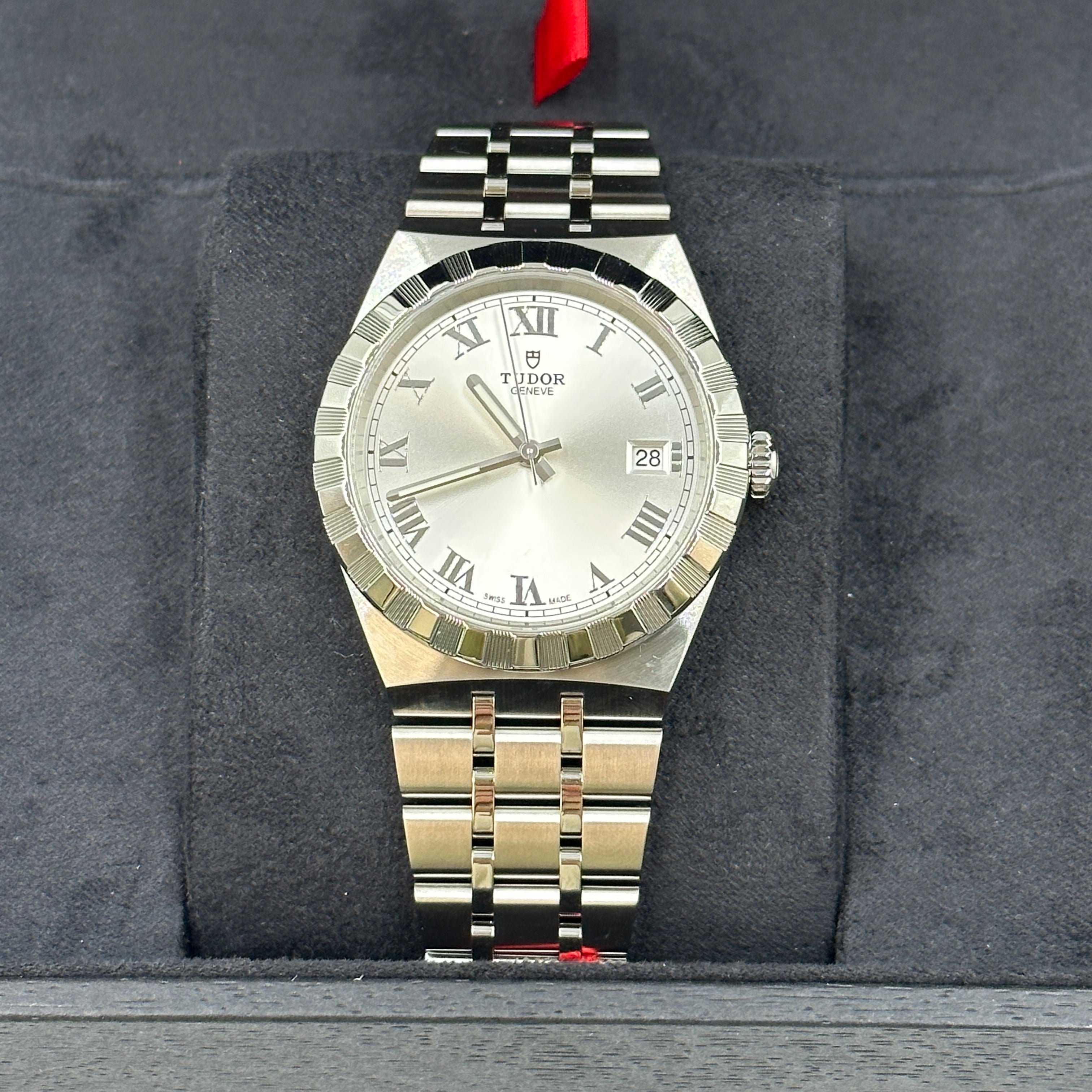 Tudor Royal M28500-0001