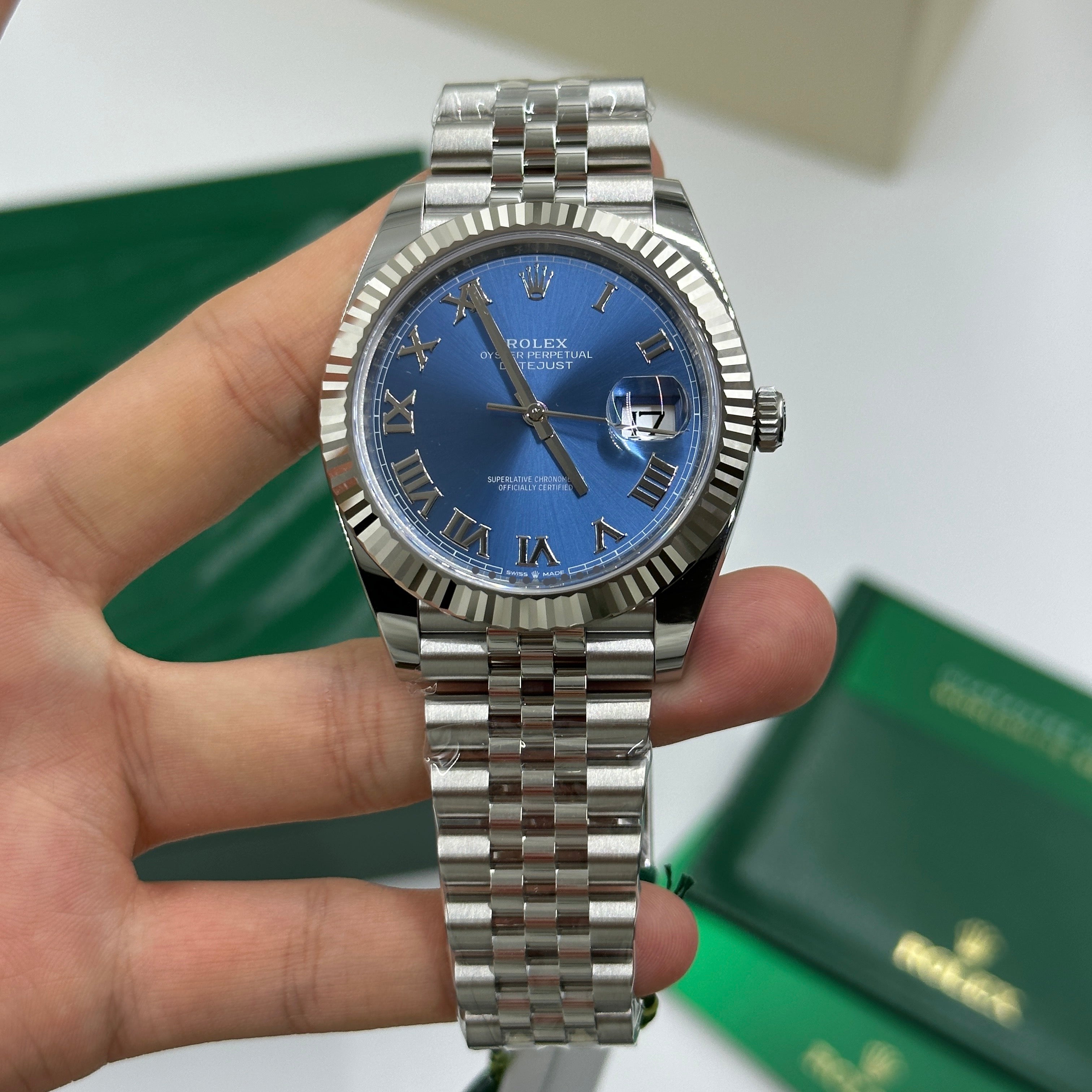 Rolex Datejust 41 126334 Blue Roman Jubilee