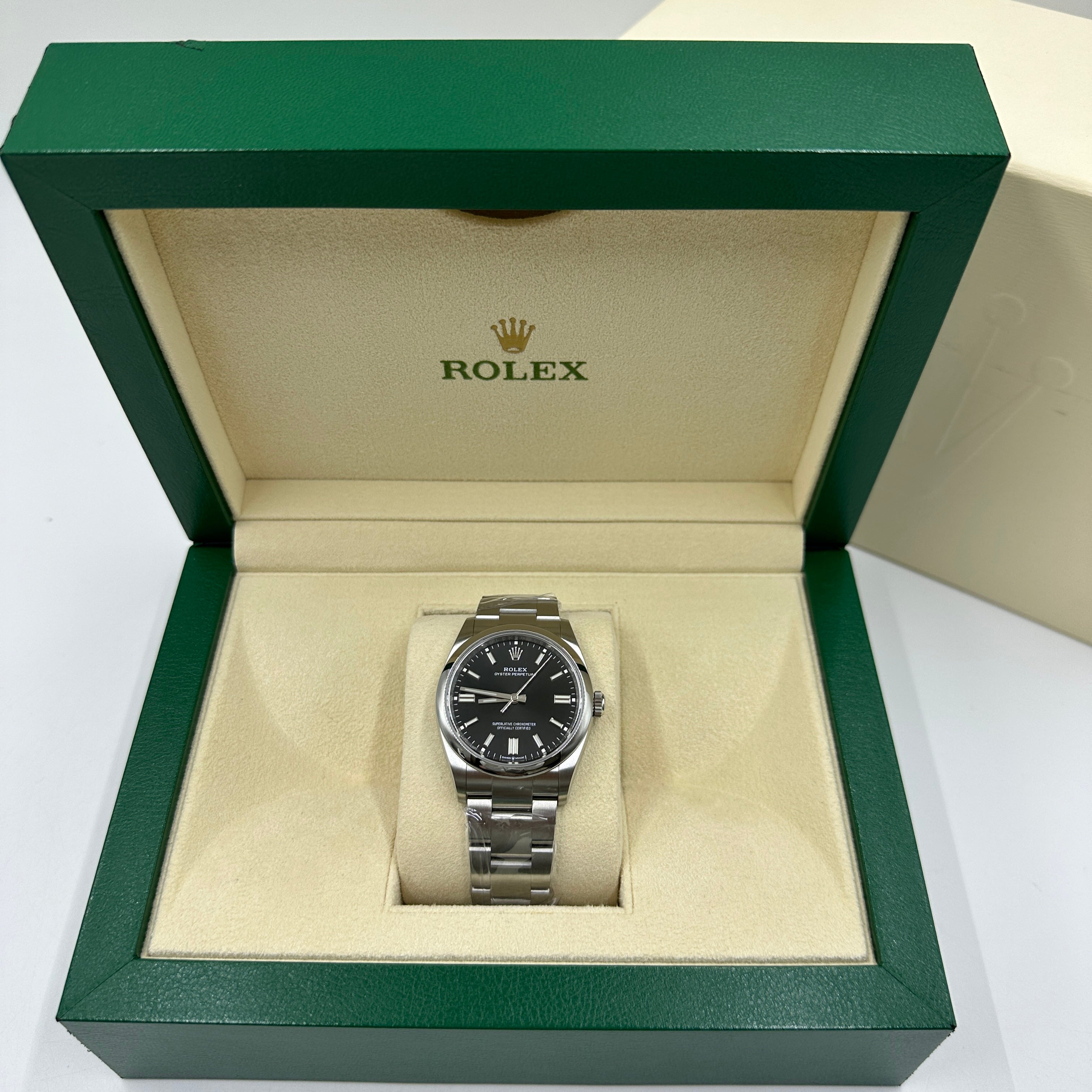 Rolex Oyster Perpetual 36 126000 Schwarz 2025