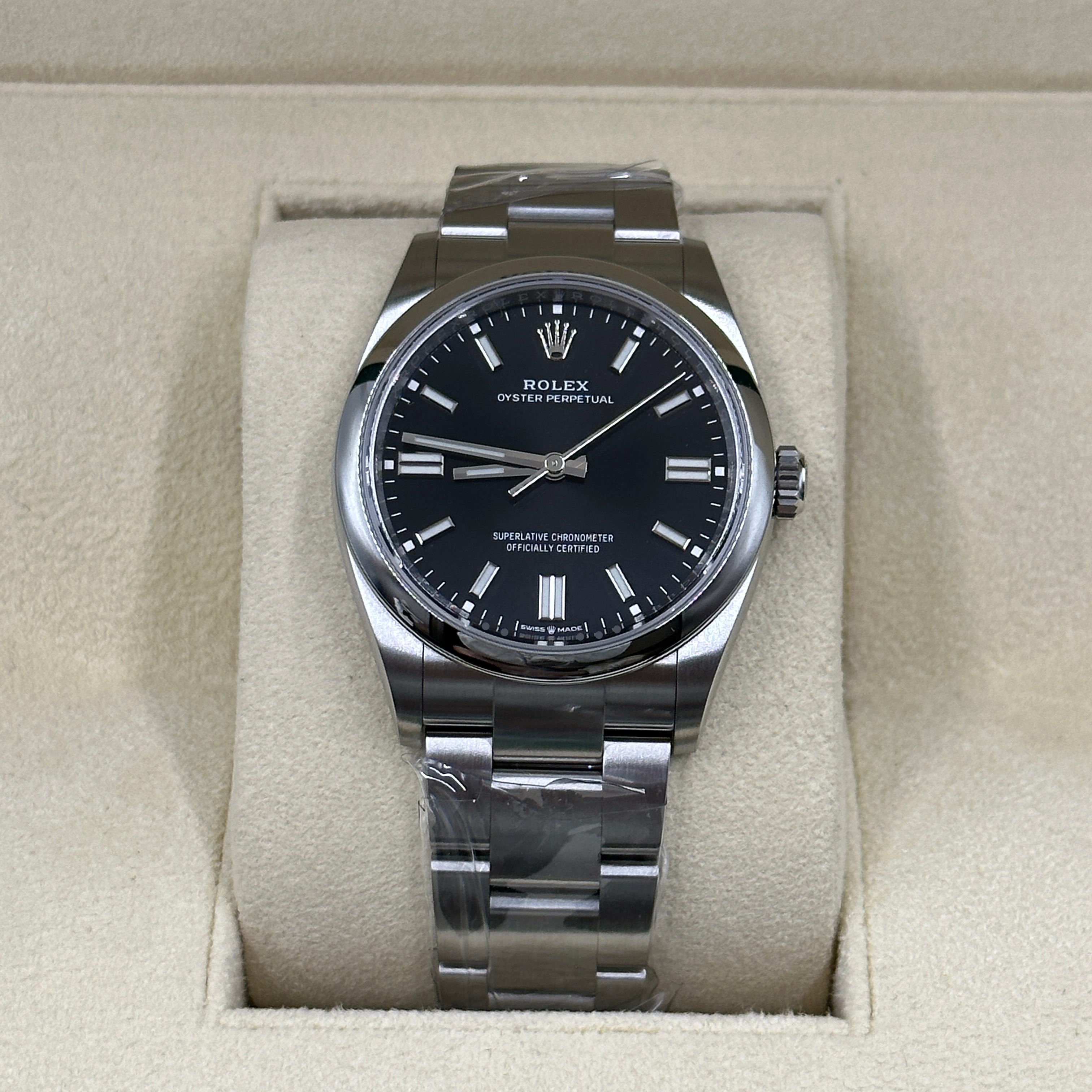 Rolex Oyster Perpetual 36 126000 Schwarz 2025