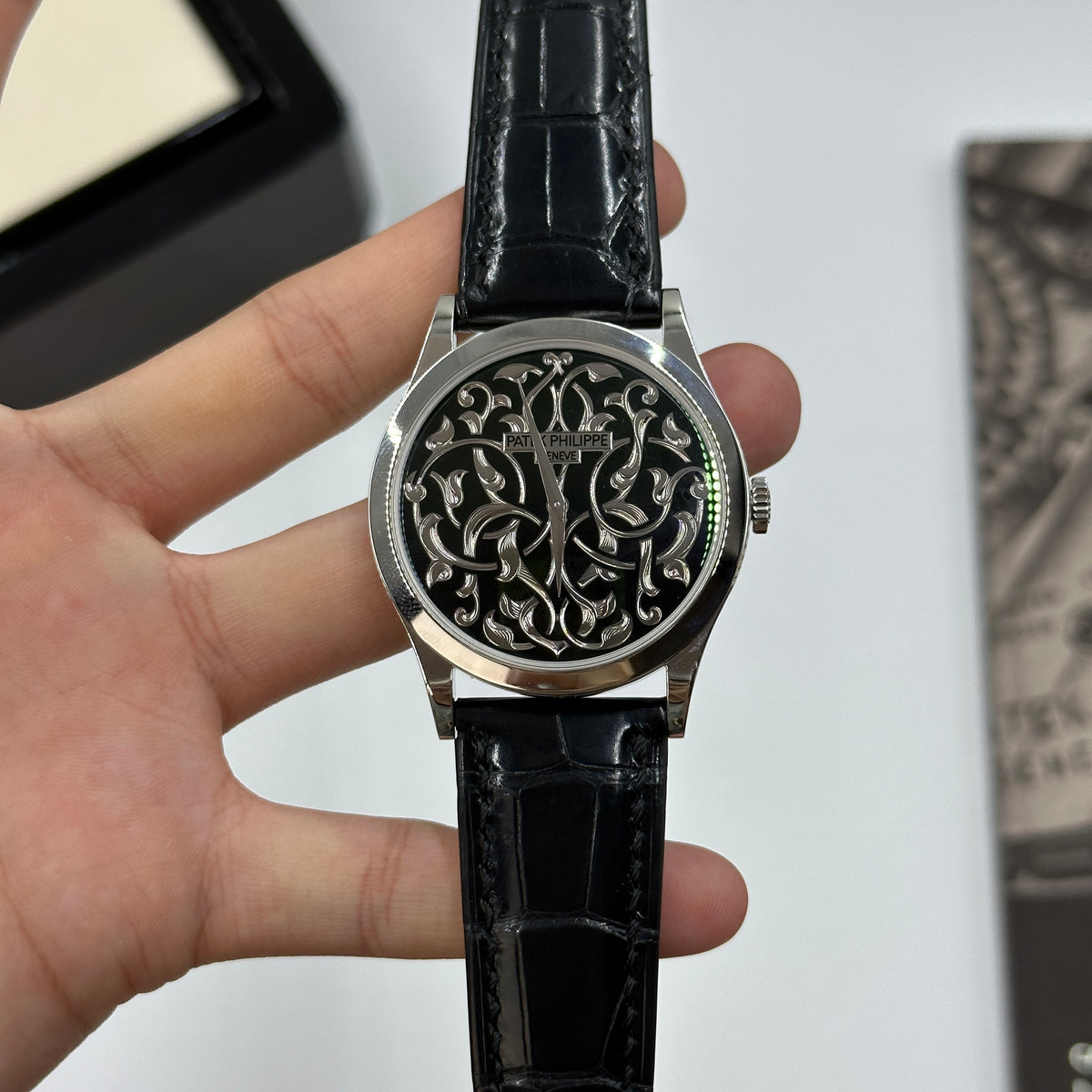 Patek Philippe Calatrava Engraved Black Dial Platinum Ref. 5088/100P-001 2022