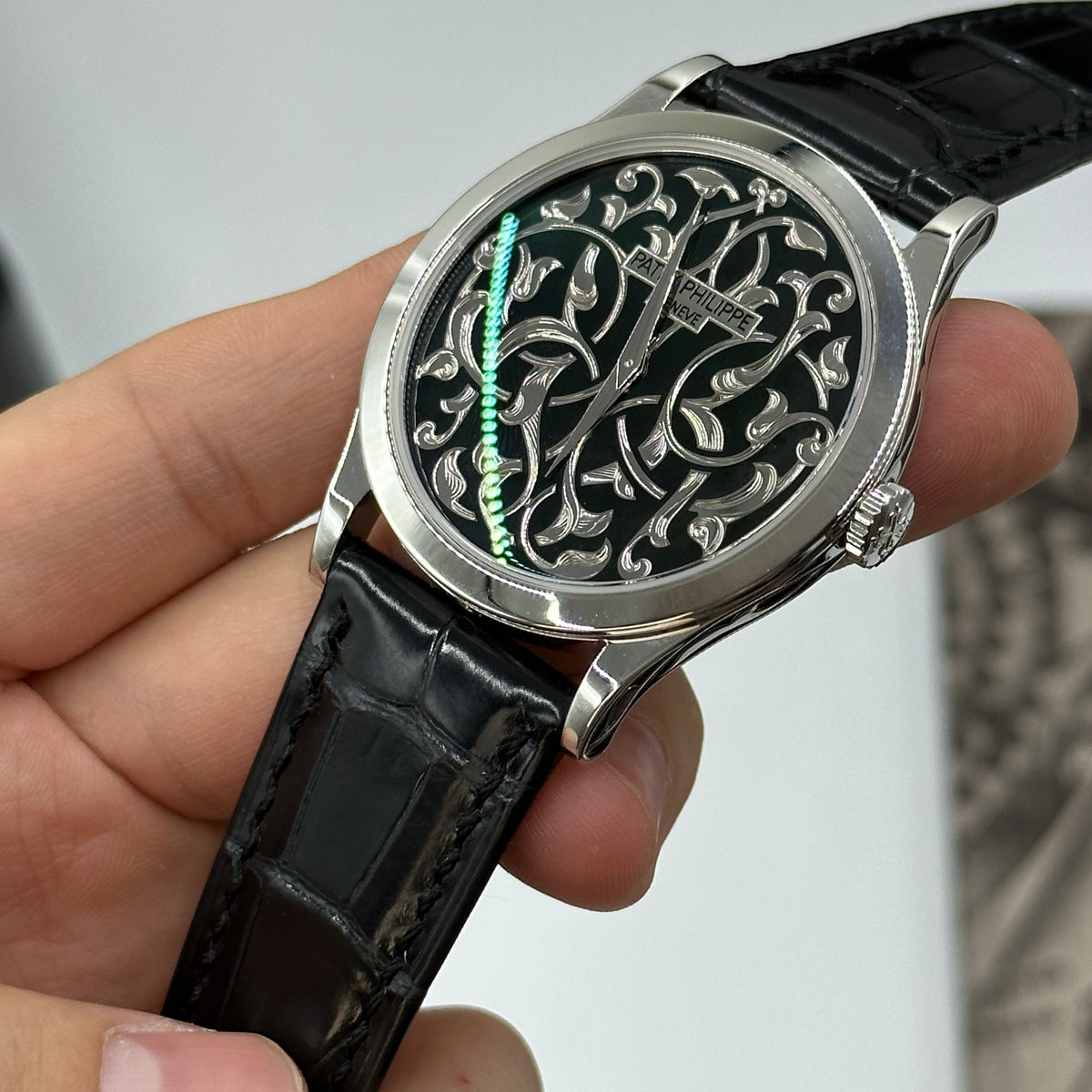 Patek Philippe Calatrava Engraved Black Dial Platinum Ref. 5088/100P-001 2022