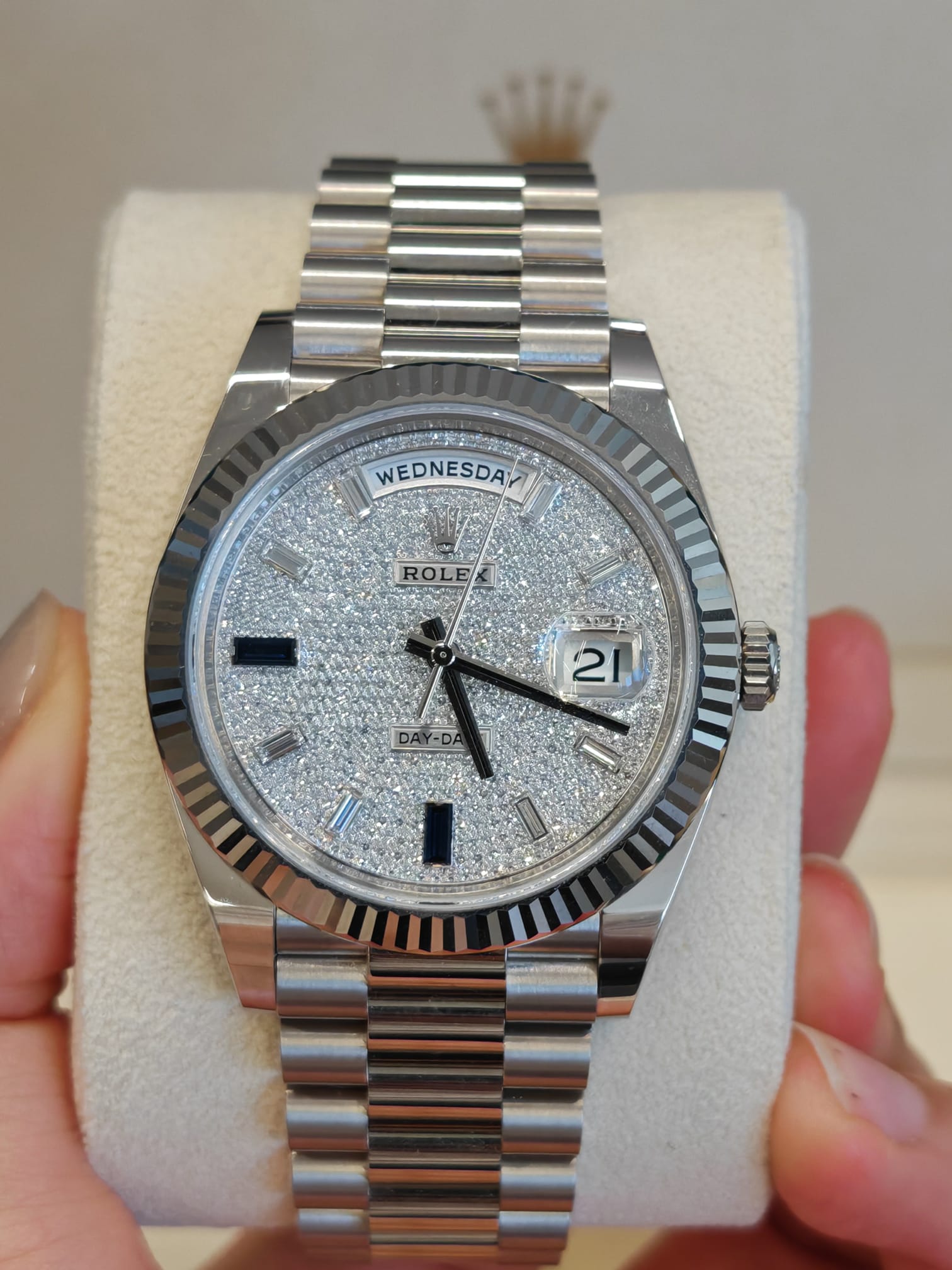Rolex Day-Date 40 228239 PAVE