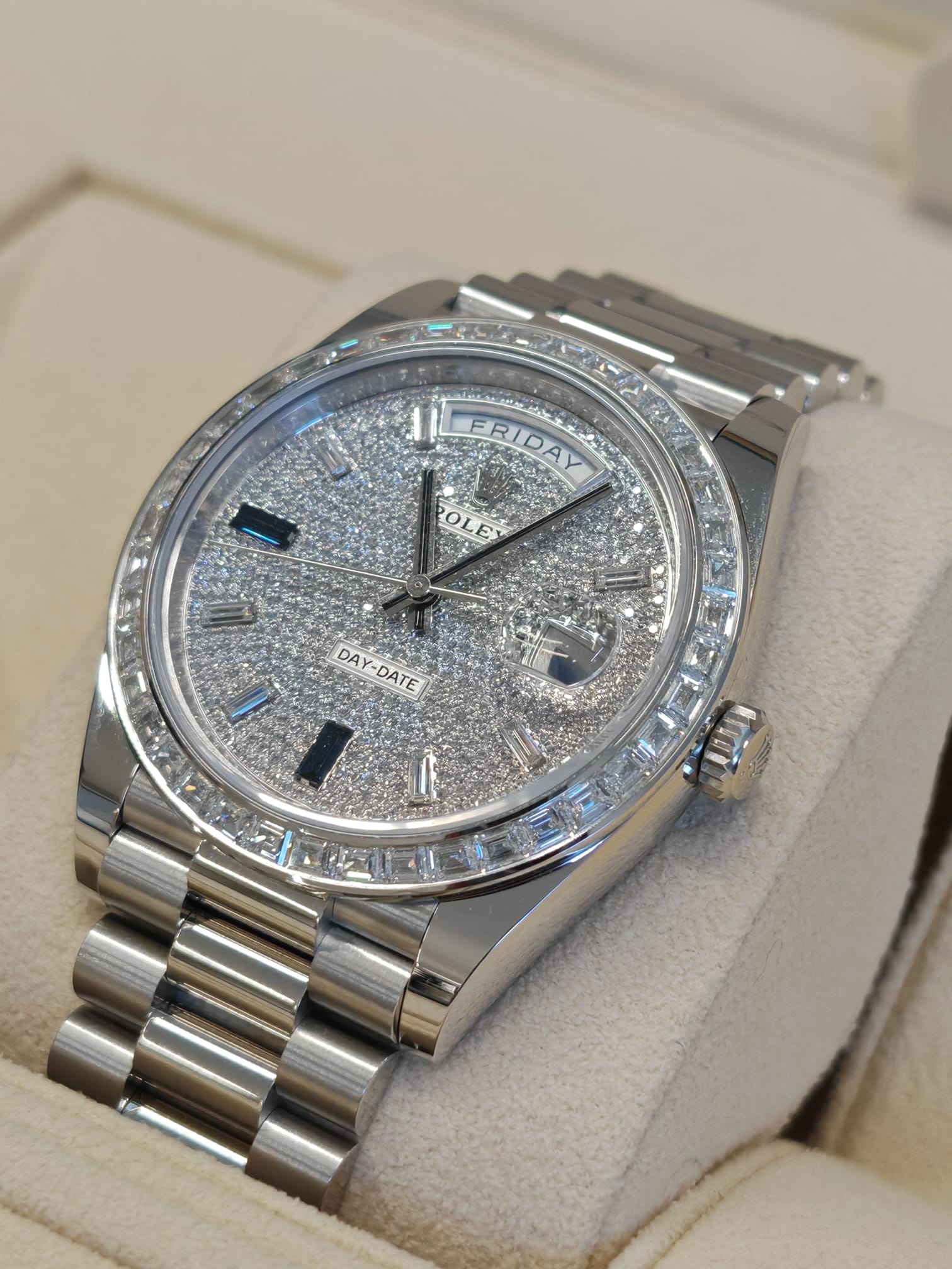 Rolex Day-Date 40 228396TBR PAVE