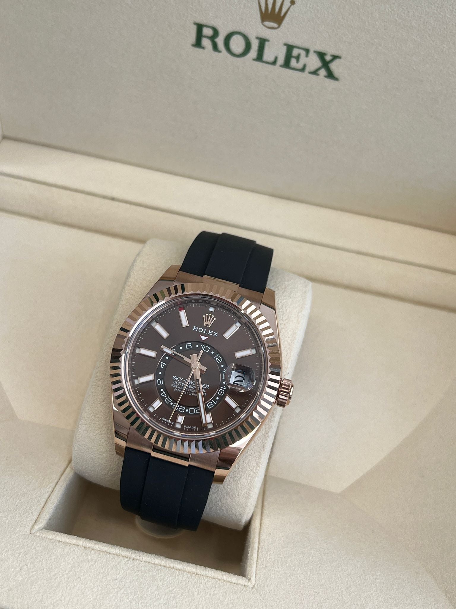 Rolex Sky-Dweller 336235 CHOC
