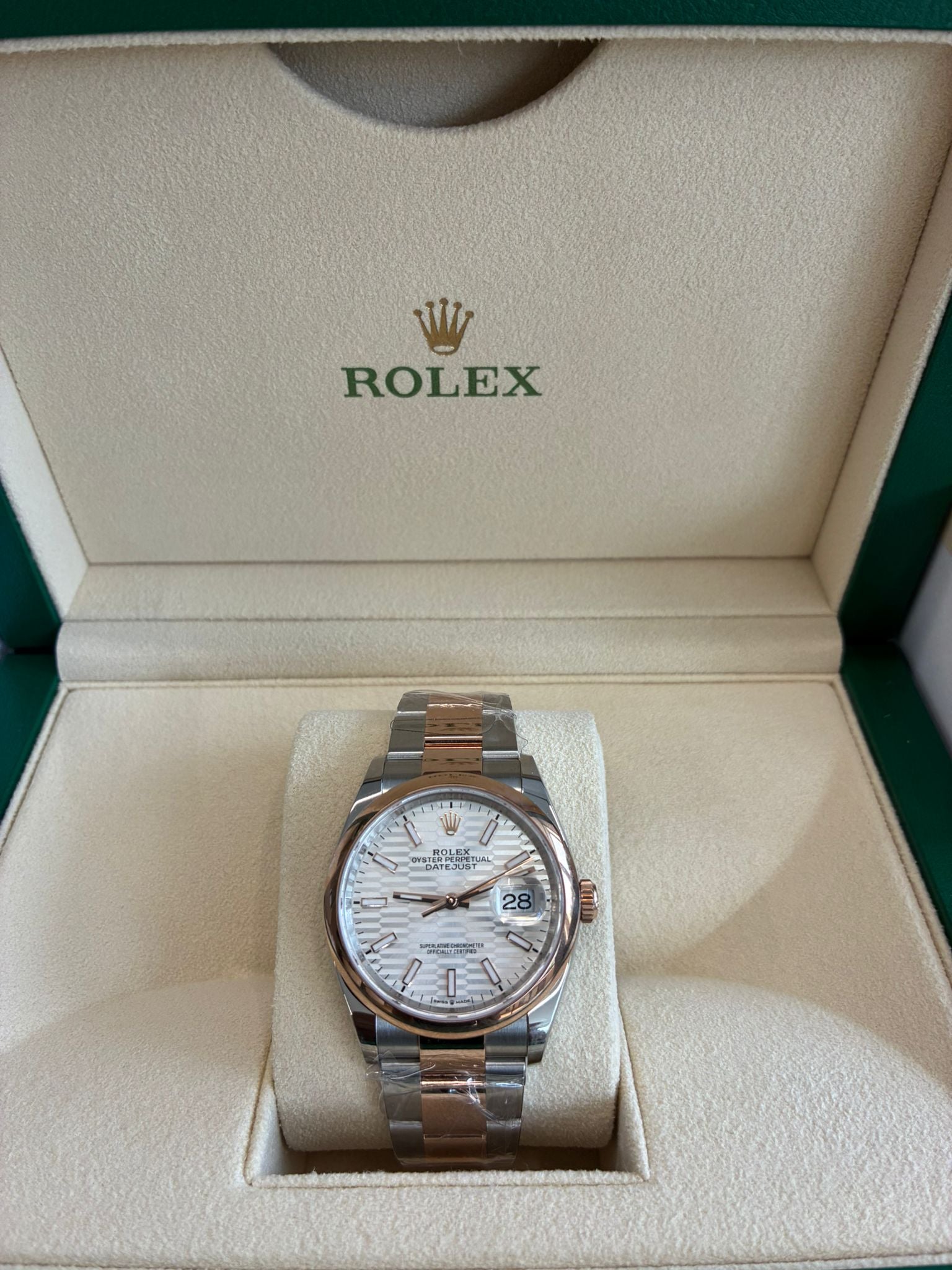 Rolex Datejust 36 126201-0033 Silberne Flöten-Oyster 2024