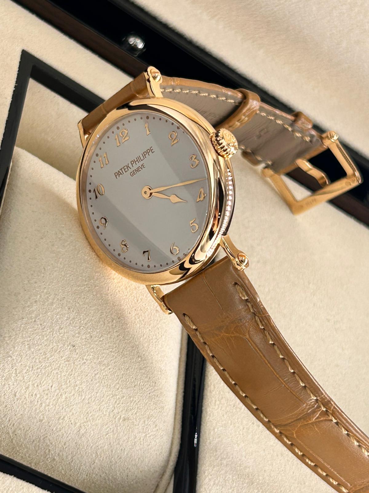 Patek Philippe Calatrava 7200R-001