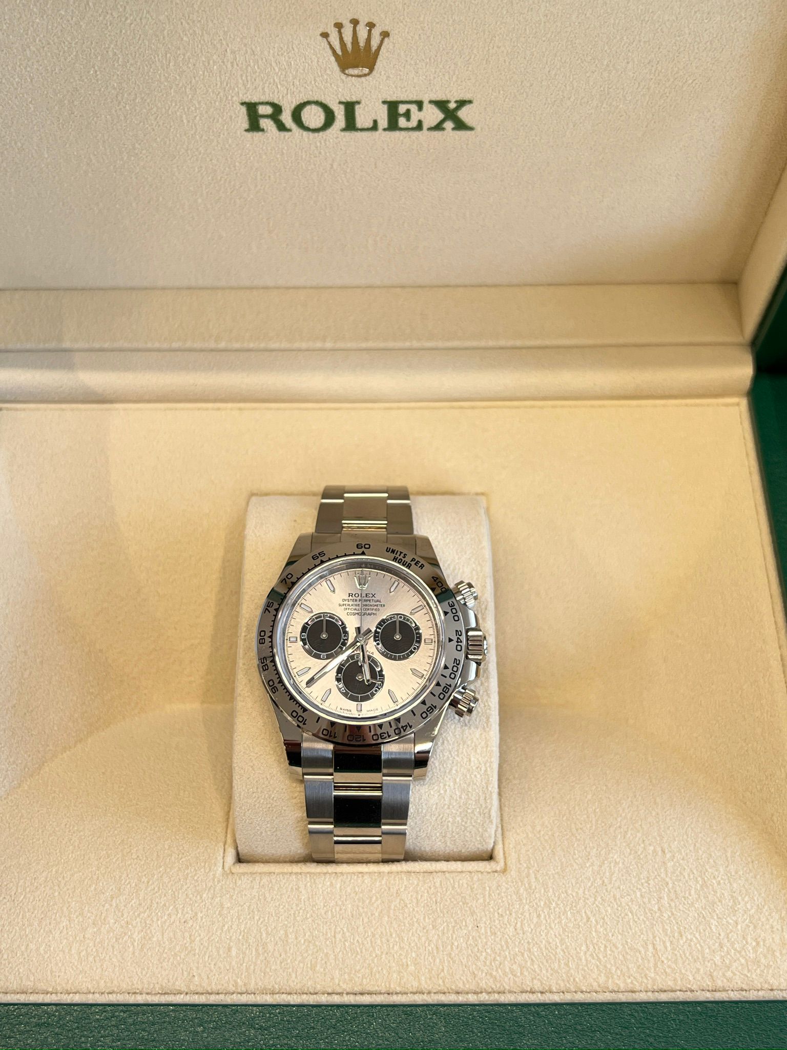 Rolex daytona 126509 GREY