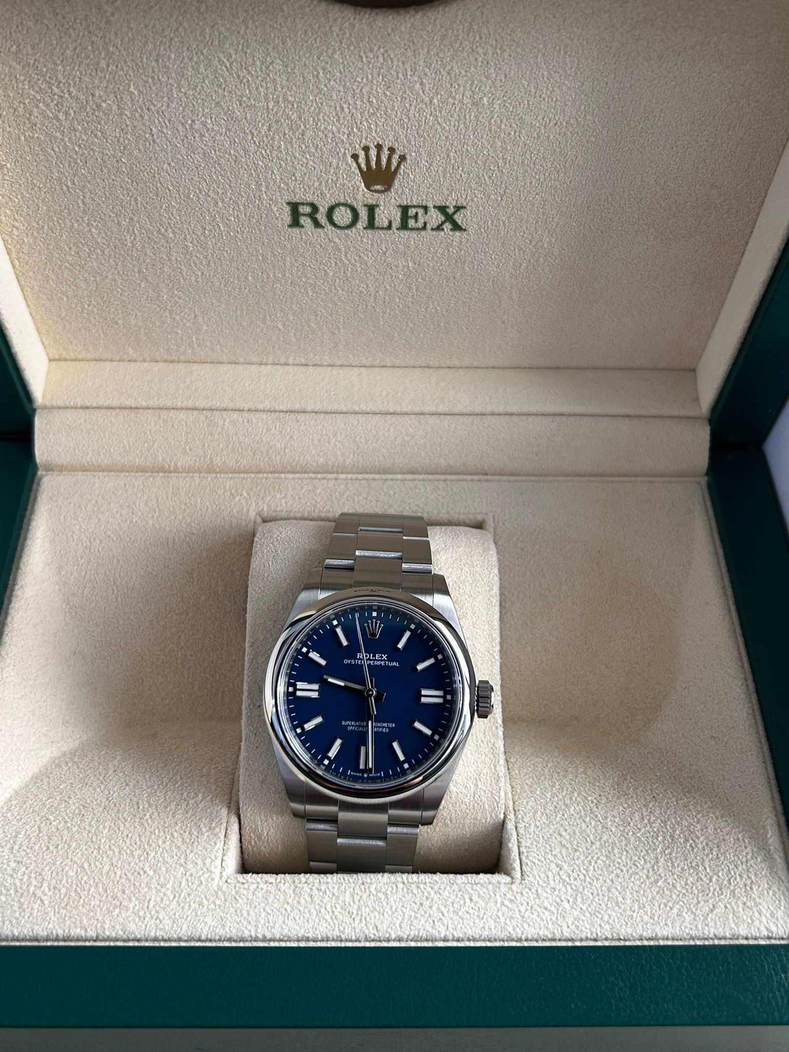 Rolex Oyster Perpetual 41 134300-0009 NEW BLUE