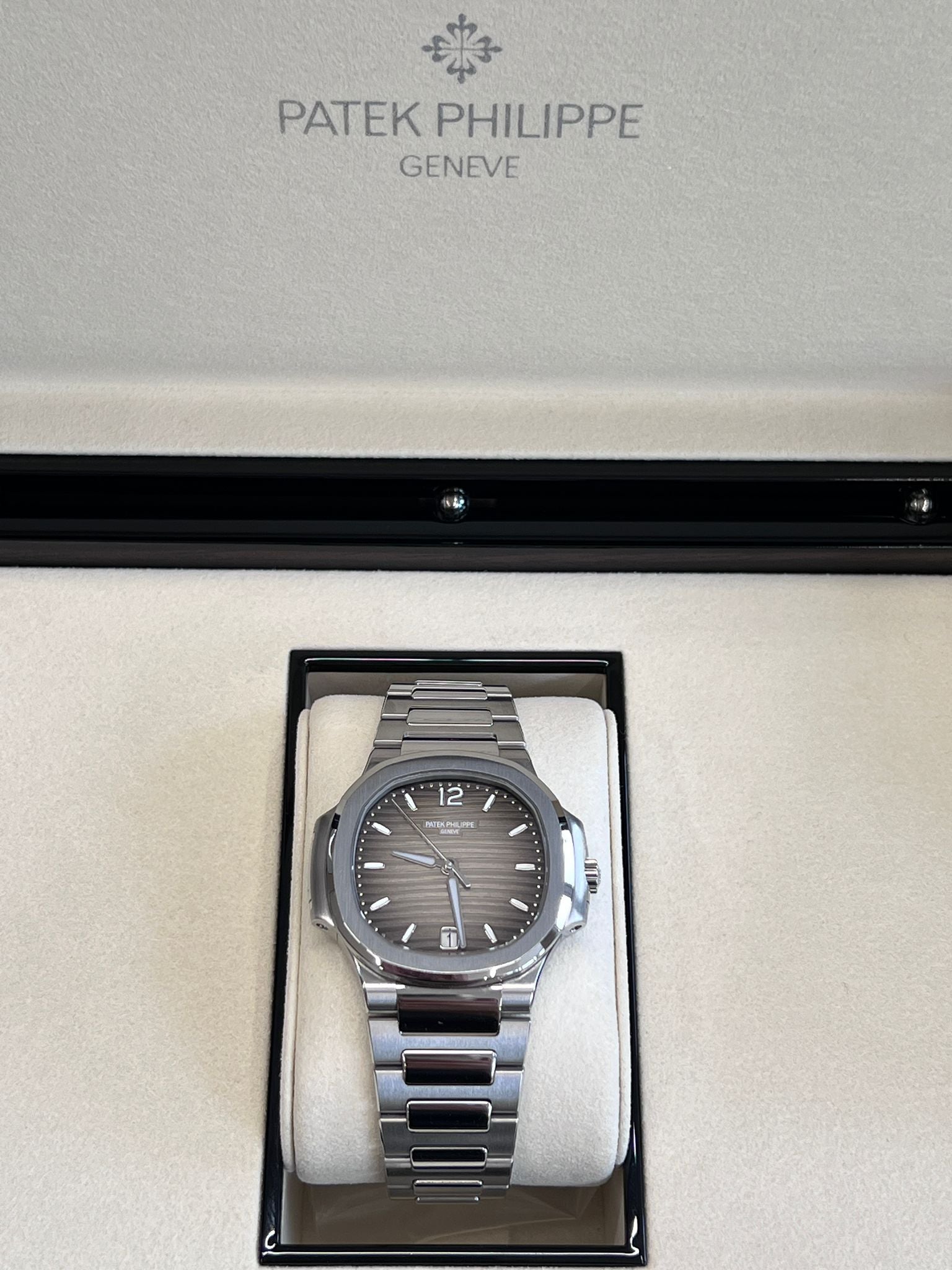 Patek Philippe 7118/1A-011 2024