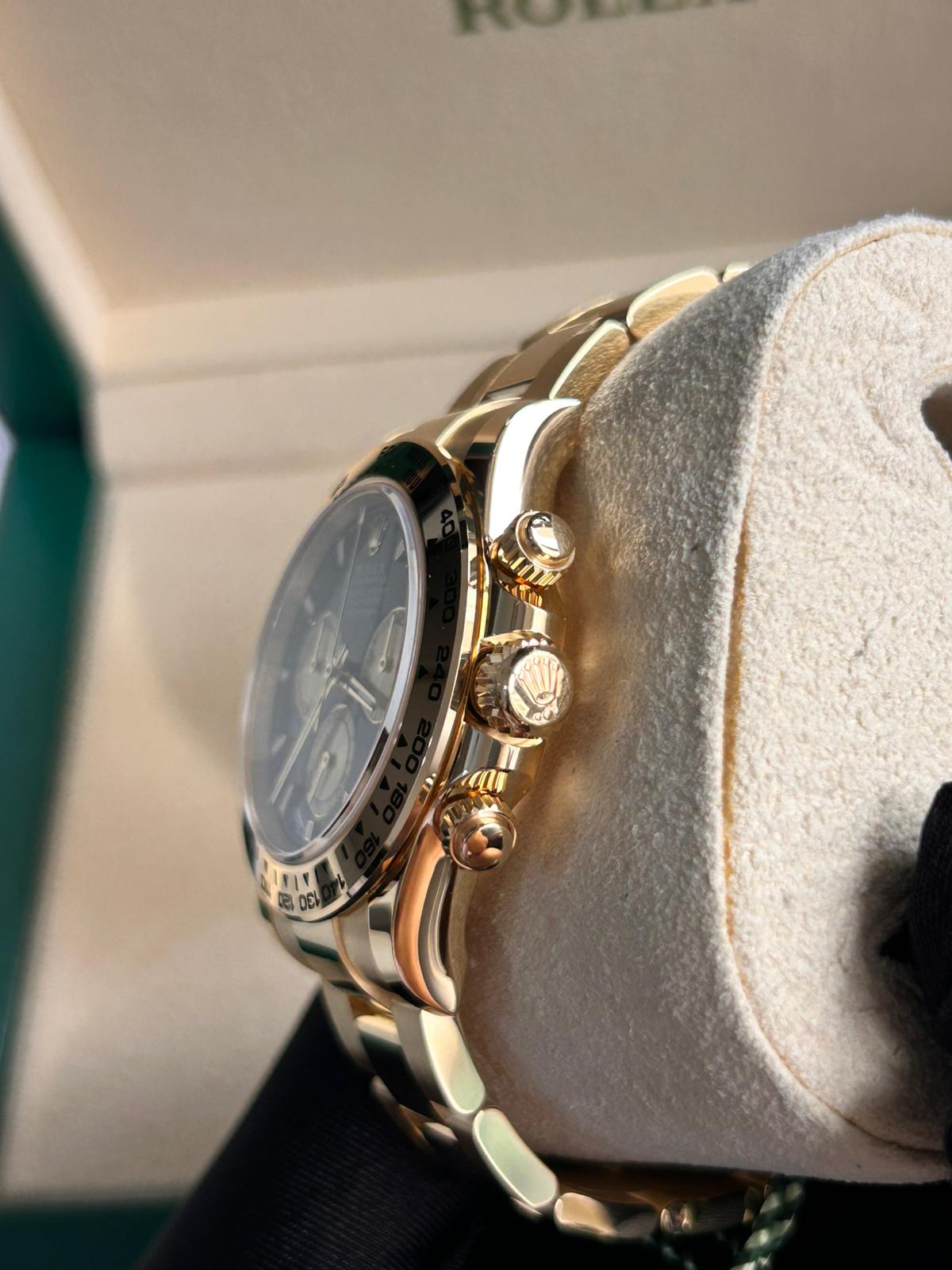 Rolex Cosmograph Daytona 126508 Green and Golden 2025