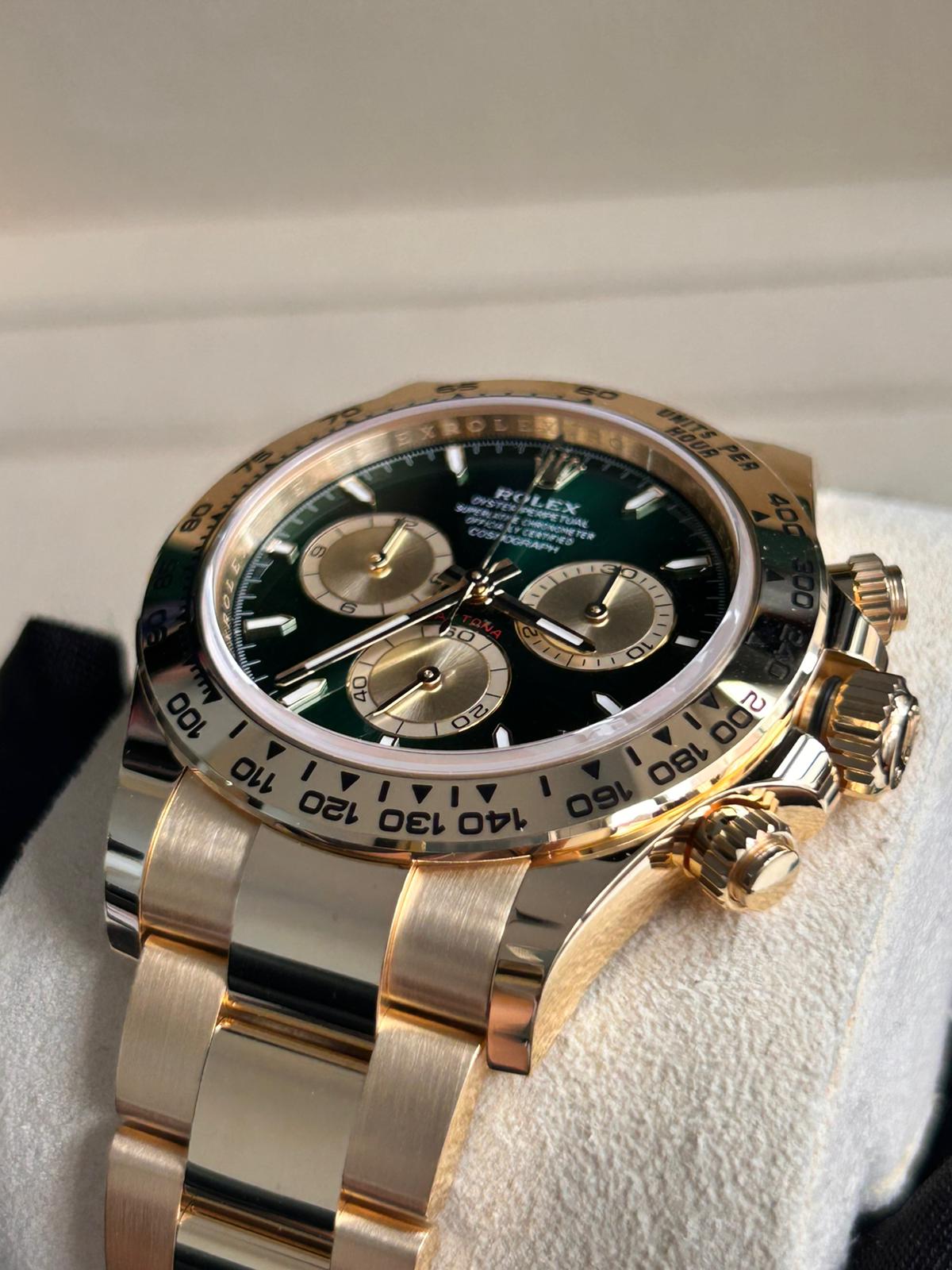 Rolex Cosmograph Daytona 126508 Green and Golden 2025