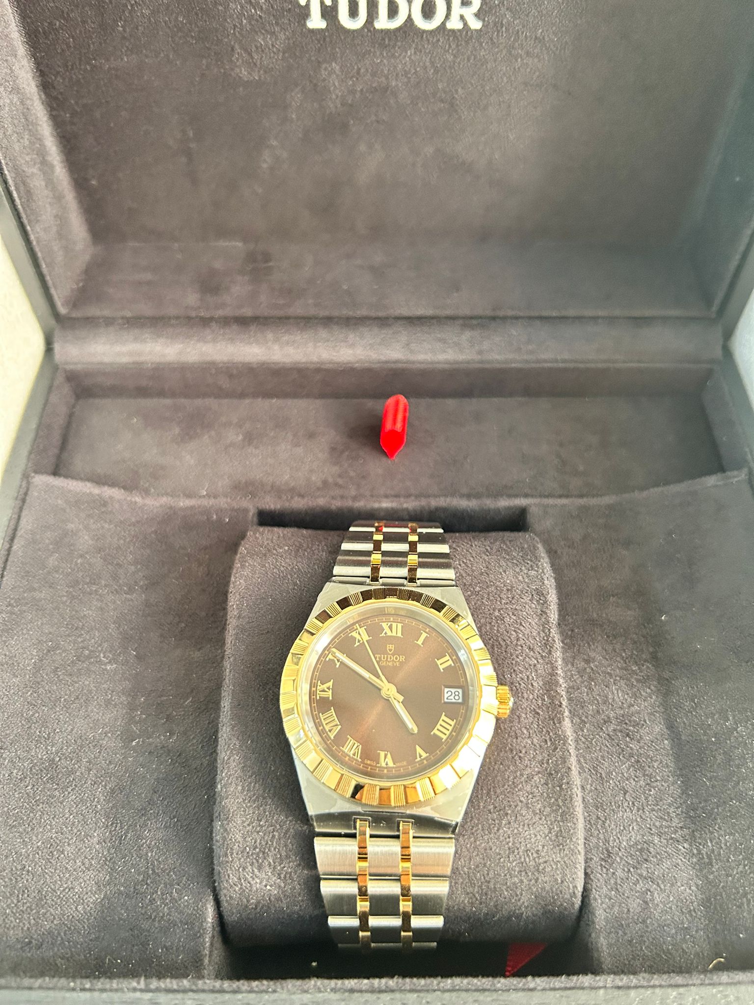 Tudor Royal M28403-0008 CHOC ROMAN