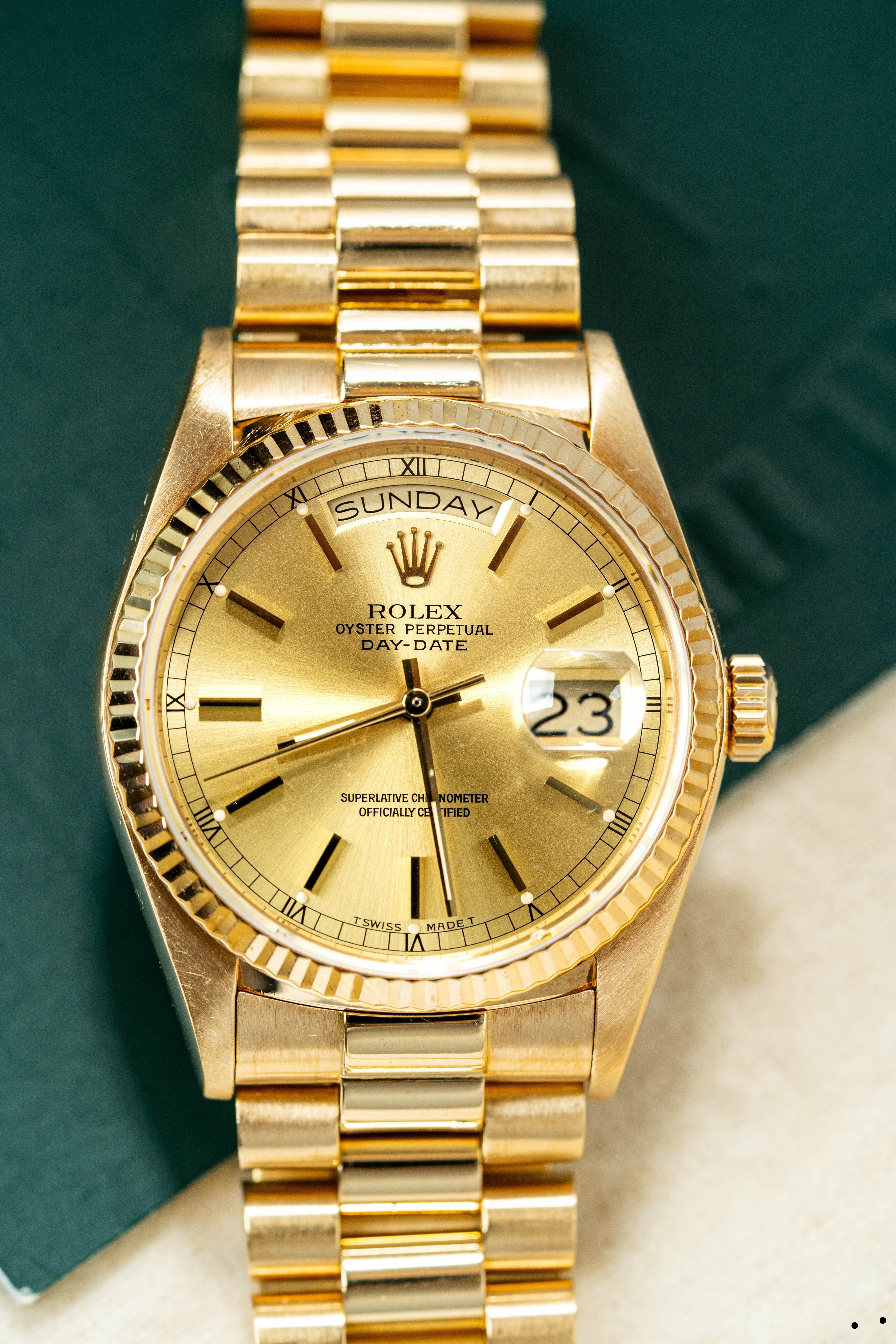 Rolex Day-Date 36 18038 Champagne Naked