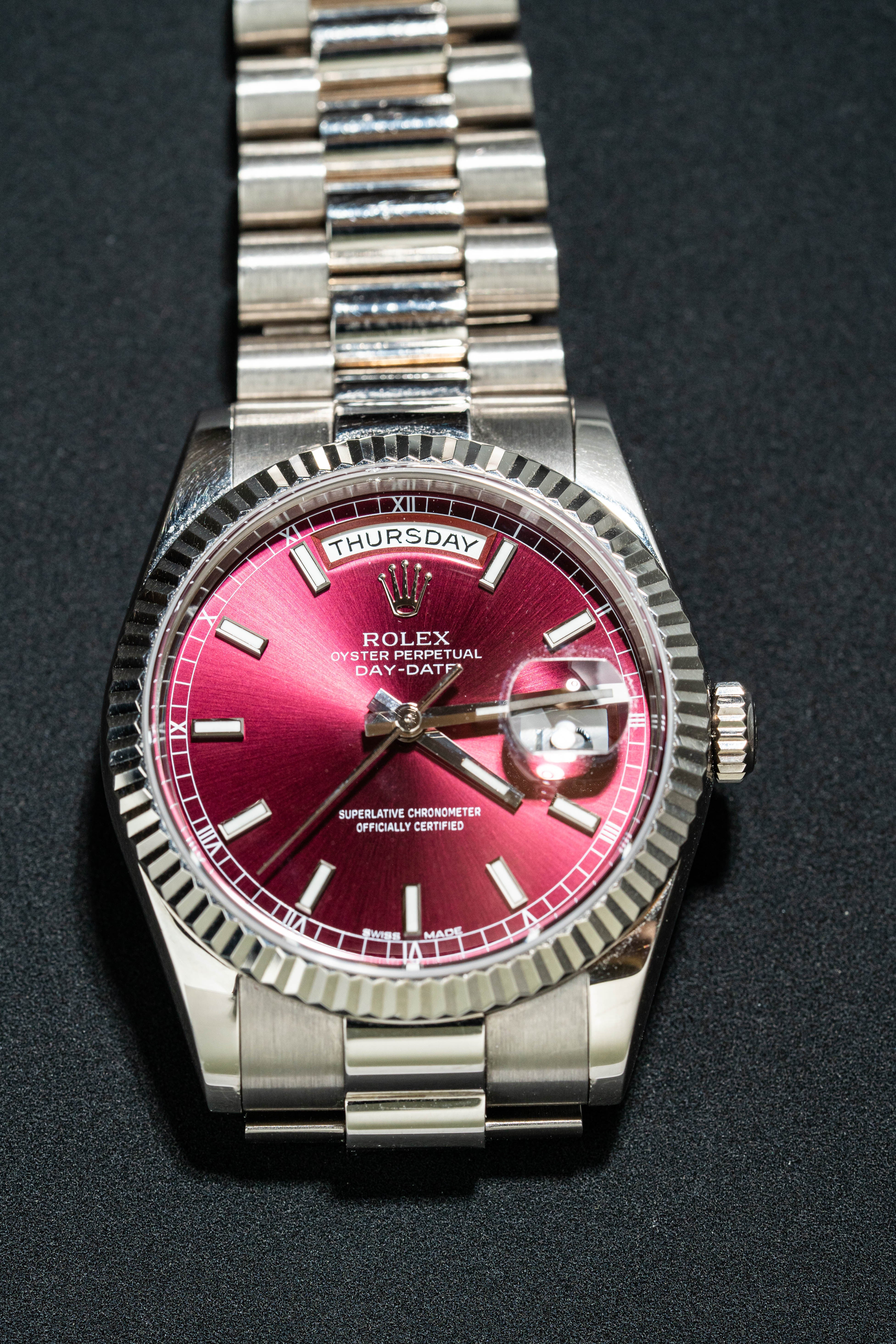 Rolex Day-Date 36 118239 Red Naked